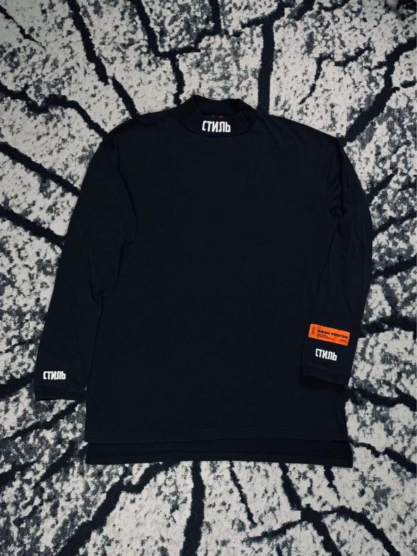 crewneck turtleneck longsleeve sweatshirt black S logo