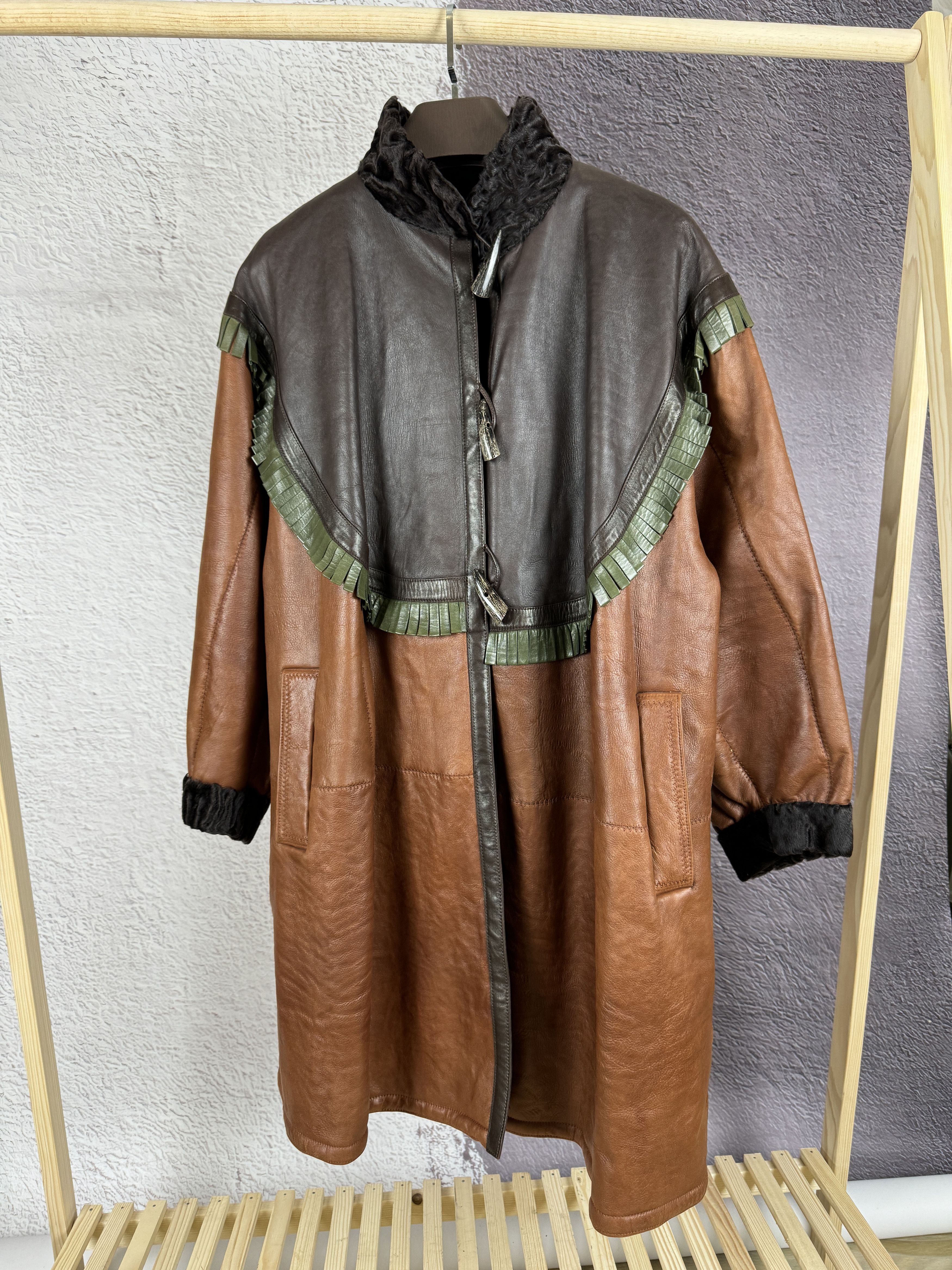 Yves Saint Laurent Yves Saint Laurent fourrures vintage 80s leather fur coat Size M / US 6-8 / IT 42-44 - 5 Thumbnail