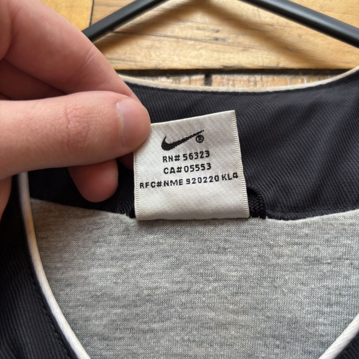 Nike Vintage 90’s Nike Baseball Jacket Black White Boxy Fits Size US M / EU 48-50 / 2 - 6 Thumbnail