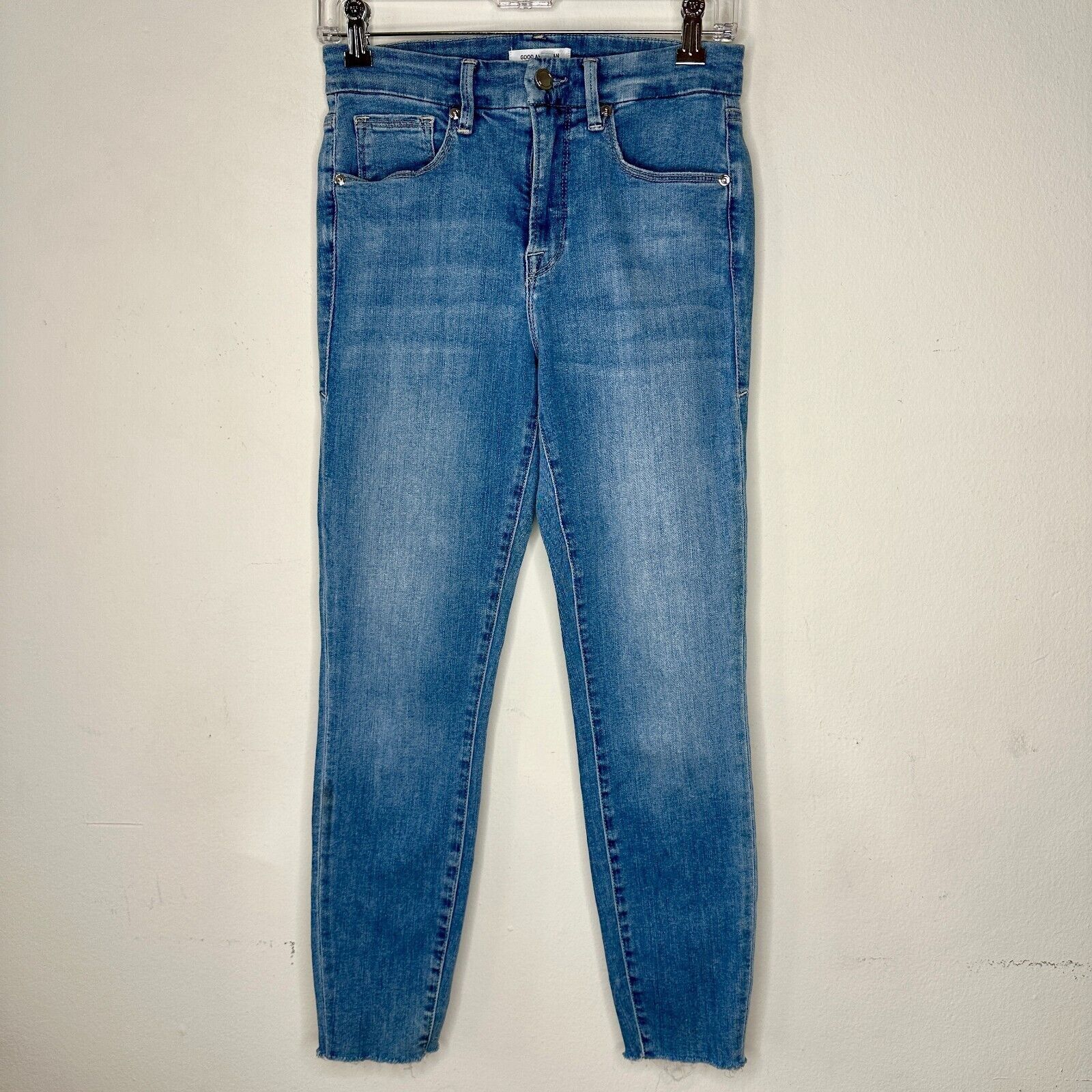 Good American Good American Blue Good Legs Cropp Mid-Rise Booty Shaping 28 Size 28" / US 6 / IT 42 - 2 Thumbnail