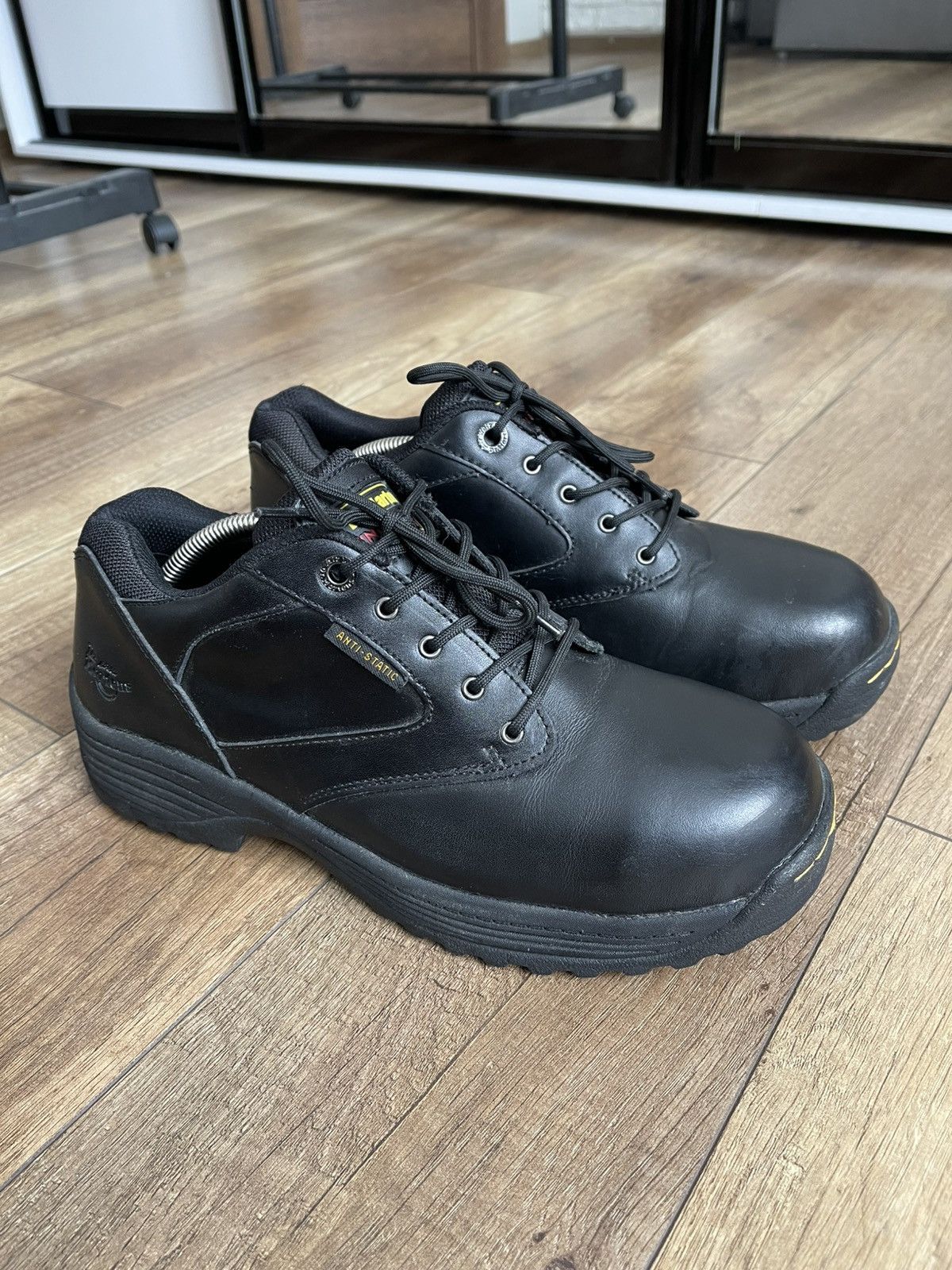 Dr. Martens Dr Martens Steel Toe Anti Static Industrial Leather Shoes Size US 10 / EU 43 - 4 Thumbnail