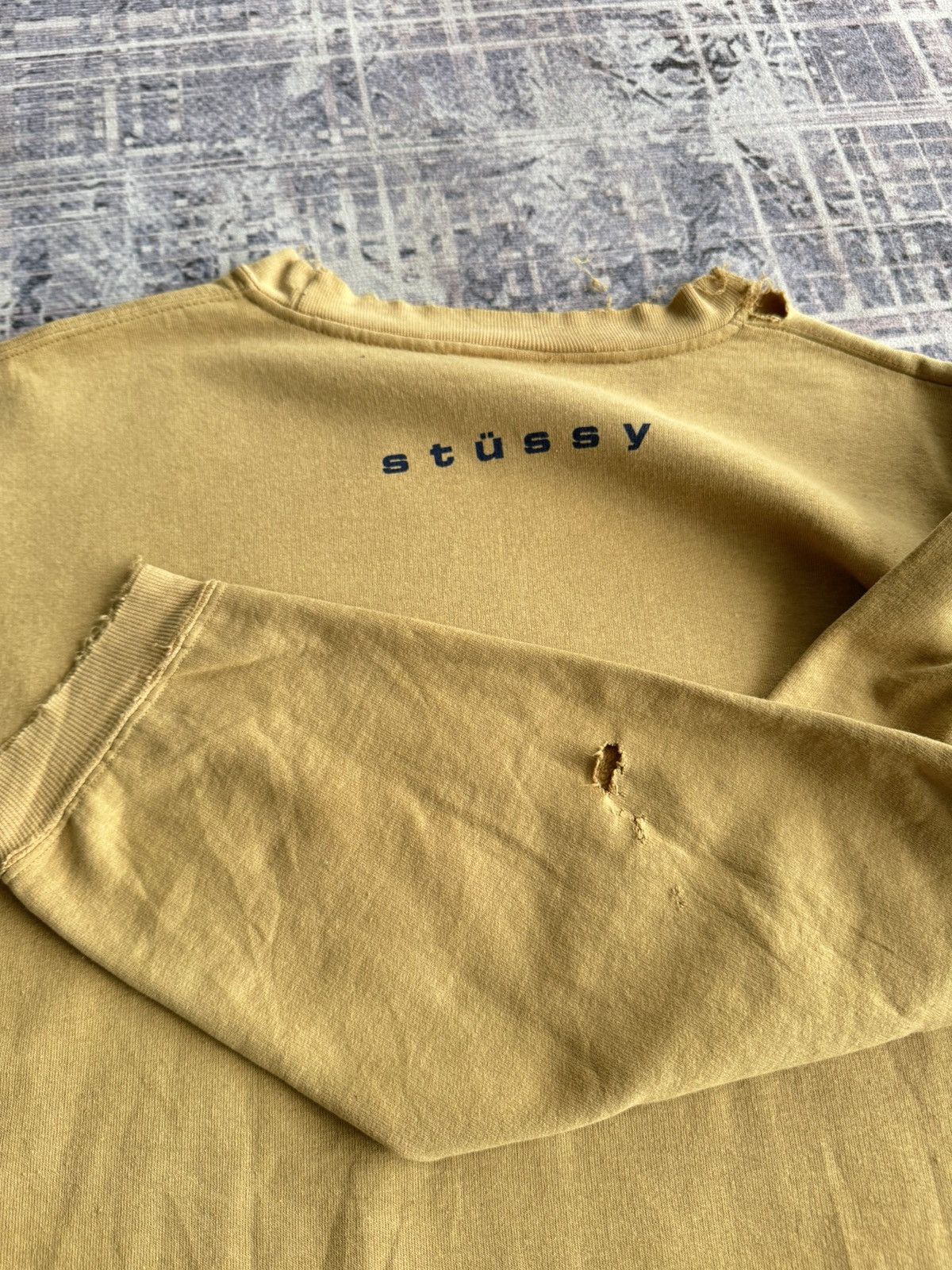 Stussy Vintage Stussy Trashed 80s OG Logo Crewneck Size US L / EU 52-54 / 3 - 10 Thumbnail