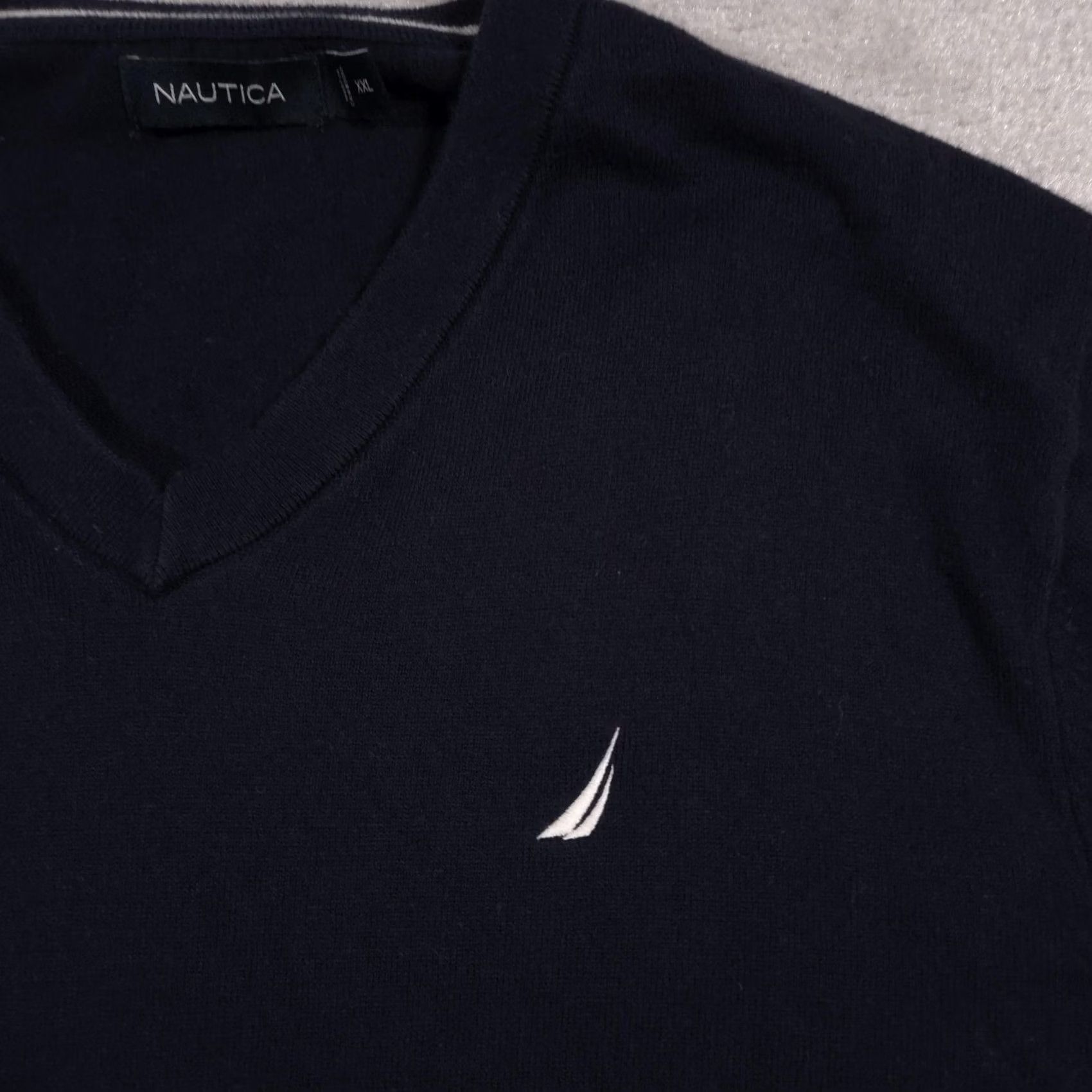 Nautica Nautica Mens Sweater V-Neck Pullover Knit Embroidered Sail Logo Navy Blue 2XL Size US XXL / EU 58 / 5 - 3 Thumbnail