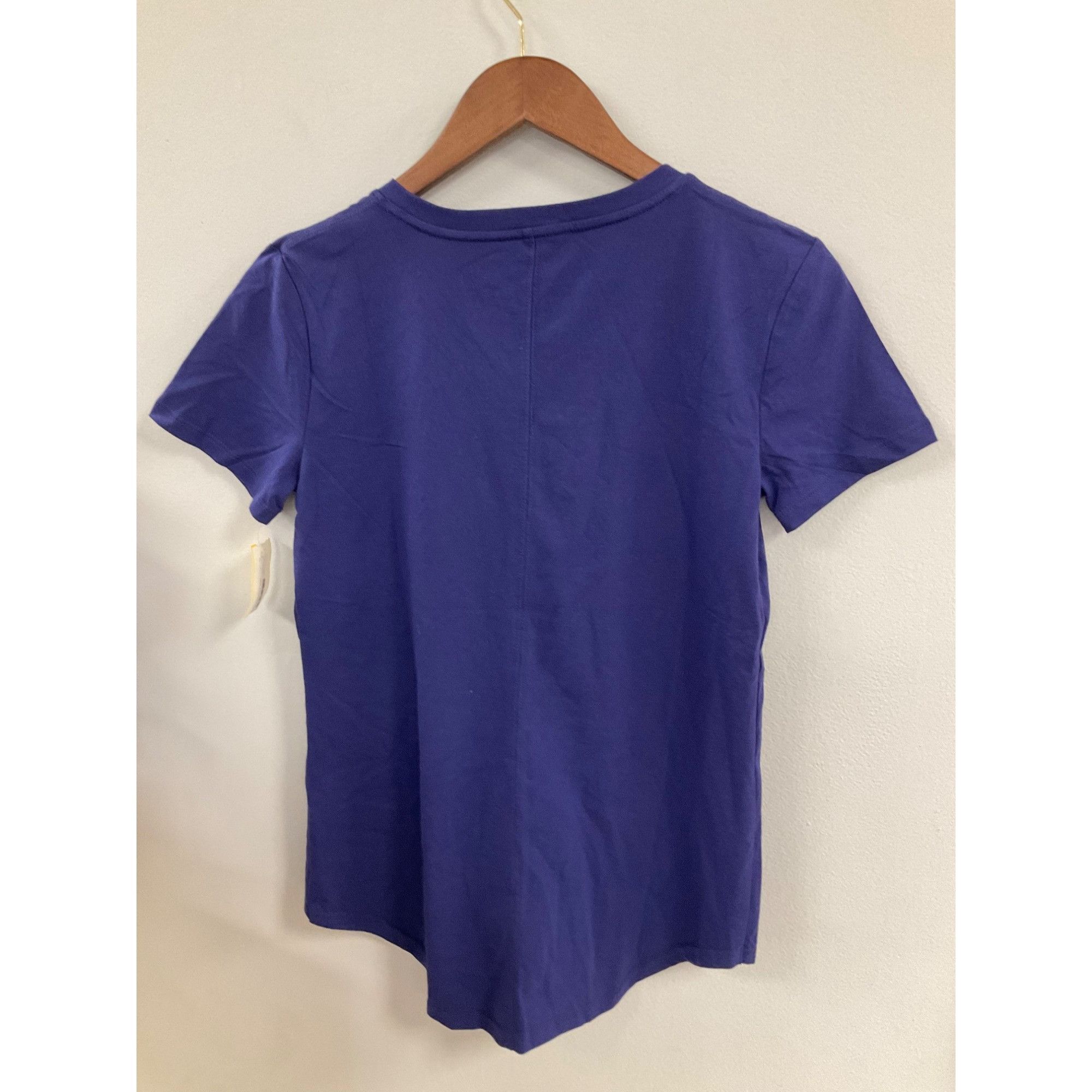 Tek Gear Tek Gear Womens XS V-Neck Tee With Colorful Striped Design Size XS / US 0-2 / IT 36-38 - 4 Thumbnail