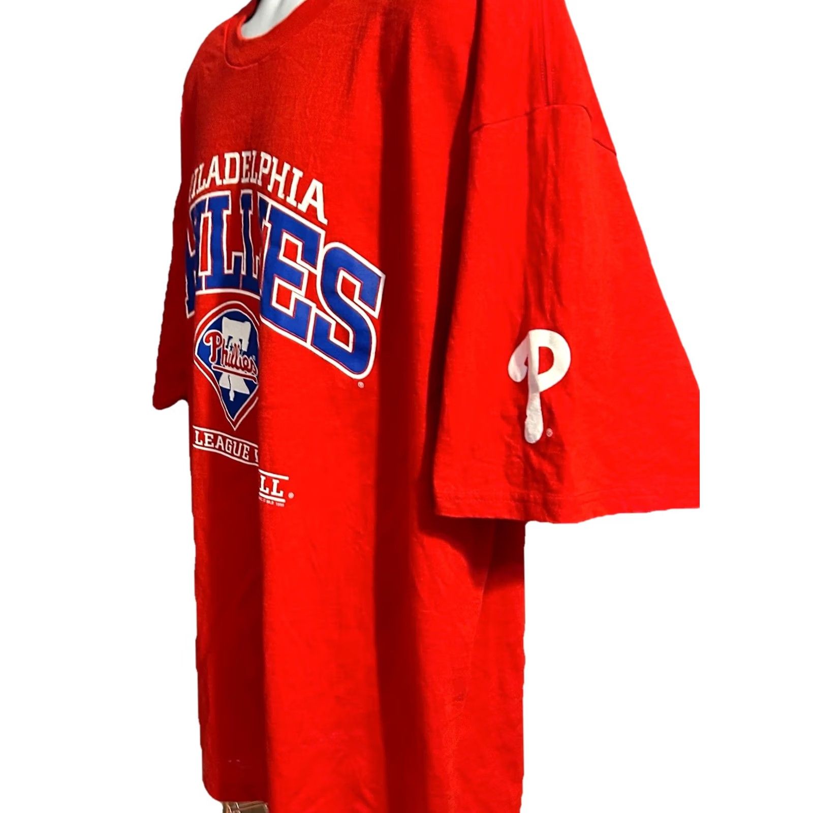 Lee VINTAGE Lee Sports Phillies Shirt Men 2XL Red Short Sleeve Philadelphia Phillies Logo Graphic Print T-Shirt Size US XXL / EU 58 / 5 - 6 Thumbnail
