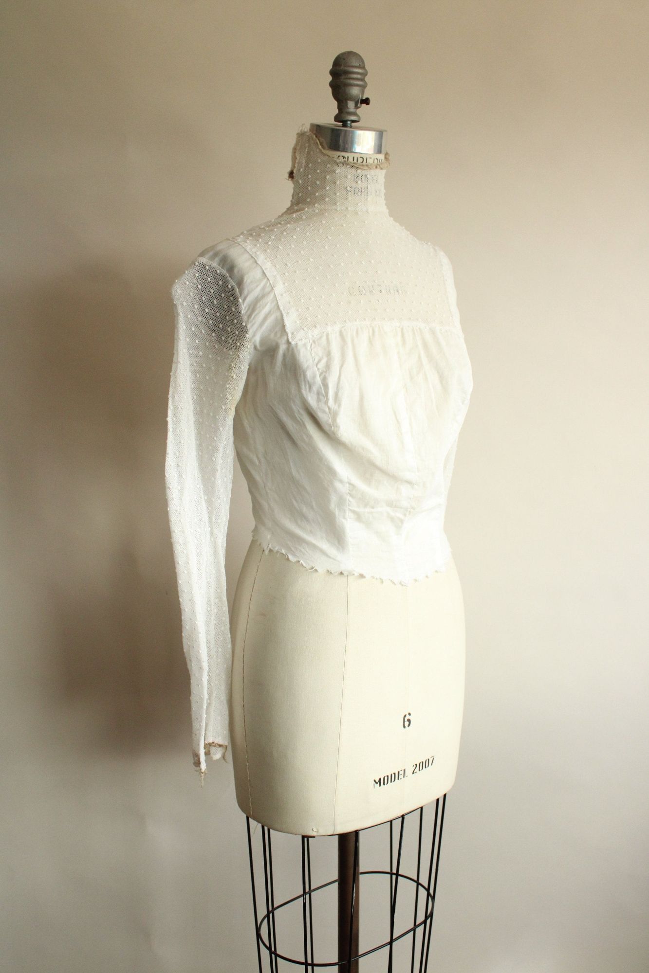 Vintage Antique 1900s Blouse In White With Lace Front. Pigeon Bust Size M / US 6-8 / IT 42-44 - 5 Thumbnail