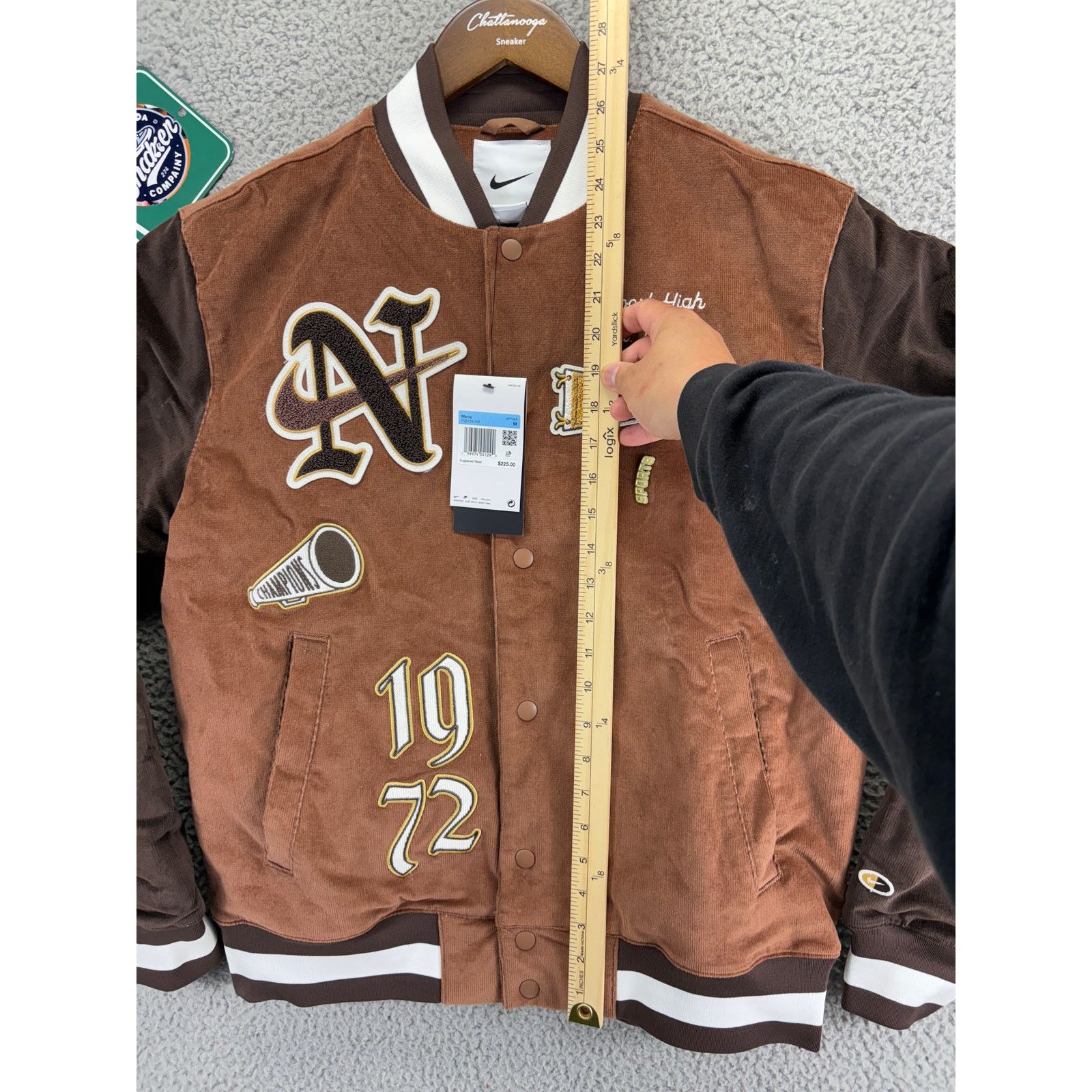 Nike Nike Letterman Varsity Bomber Corduroy Jacket Mens M Brown Size US M / EU 48-50 / 2 - 2 Thumbnail