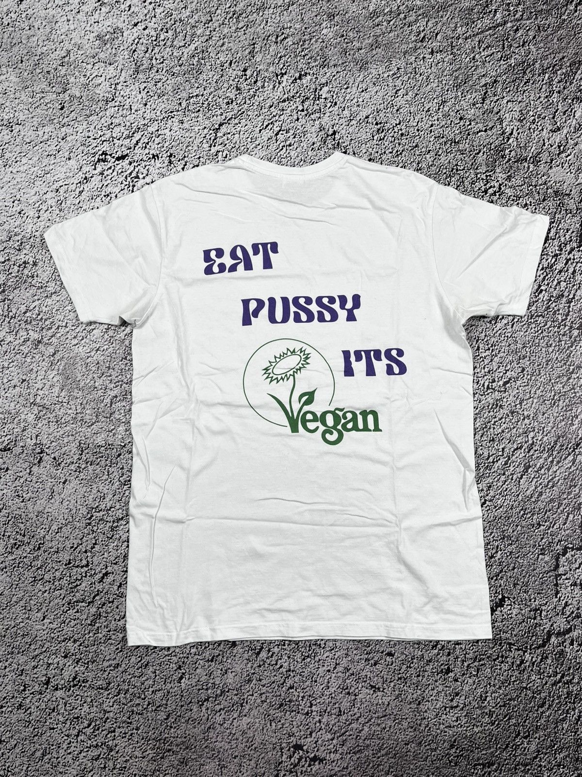 Band Tees Vintage Y2K Funny Eat Pussy Vegan Logo T Shirt Humor M Size US M / EU 48-50 / 2 - 1 Thumbnail