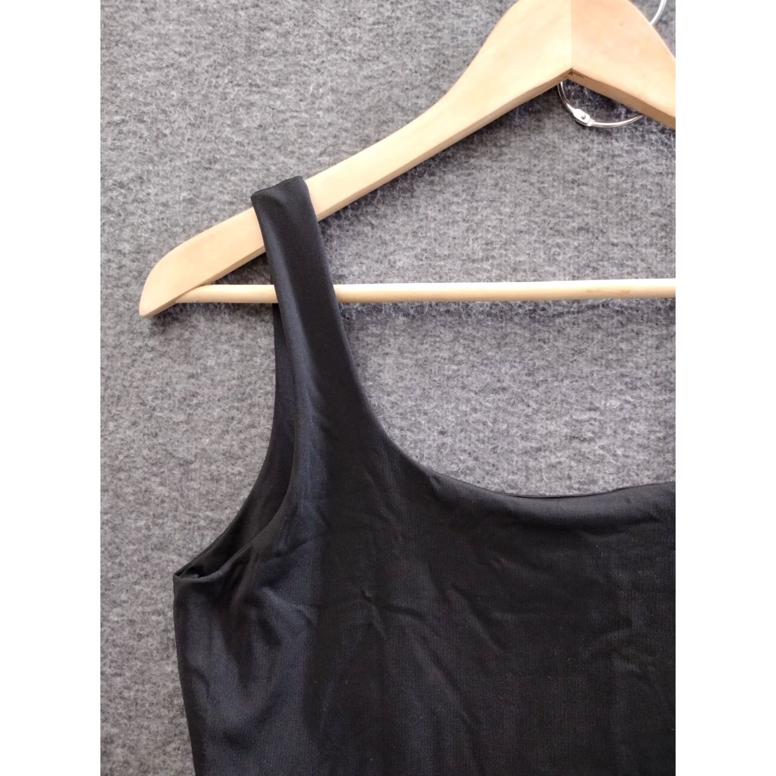 Vintage Cropped Tank Top Black Women's L Tank Cropped Sleeveless Strappy Strap Round Neck Casual All Seasons Breathable Stretch Polyester Spandex Size L / US 10 / IT 46 - 7 Thumbnail