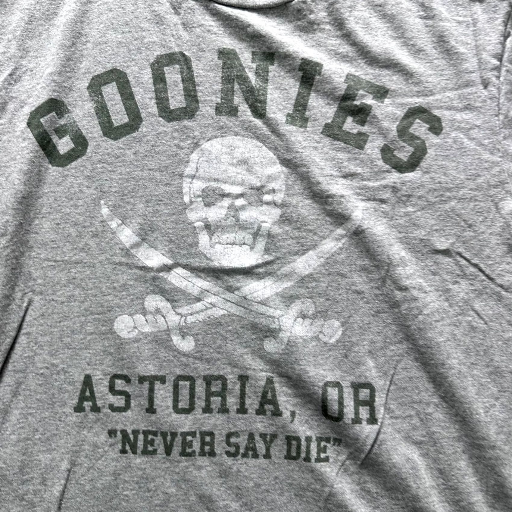 Vintage Goonies Graphic Ripple Shirt Mens M Gray Crewneck Cotton Tagless Astoria OR Shirt Size US M / EU 48-50 / 2 - 2 Thumbnail