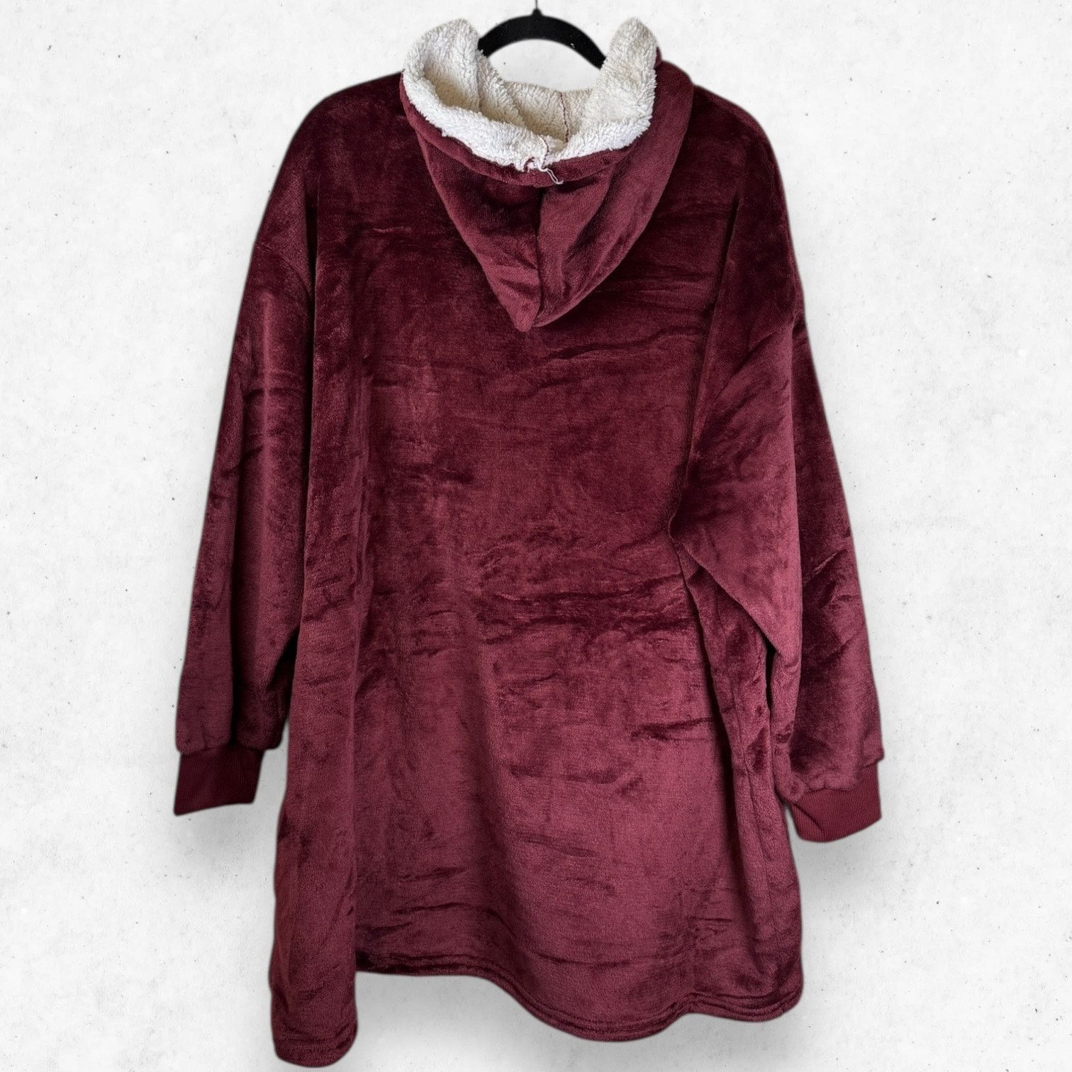 Other Choa Collection One Size Kangaroo Pocket Burgundy Hoddie NWT Size US L / EU 52-54 / 3 - 2 Thumbnail
