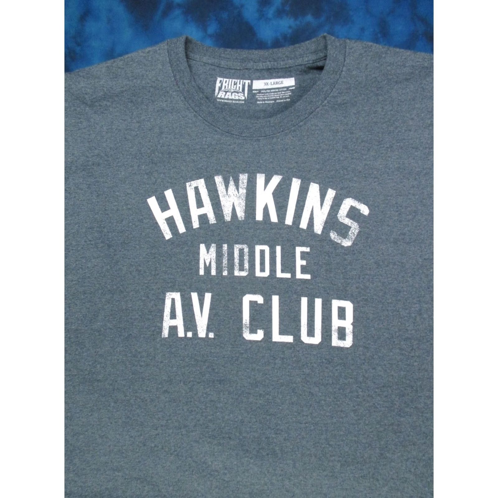 Vintage VINTAGE FRIGHT RAGS STRANGER THINGS Hawkins Middle AV Club T-Shirt 3XL horror sci fi Shirt Men Gray 80s 90s Size US XL / EU 56 / 4 - 4 Thumbnail