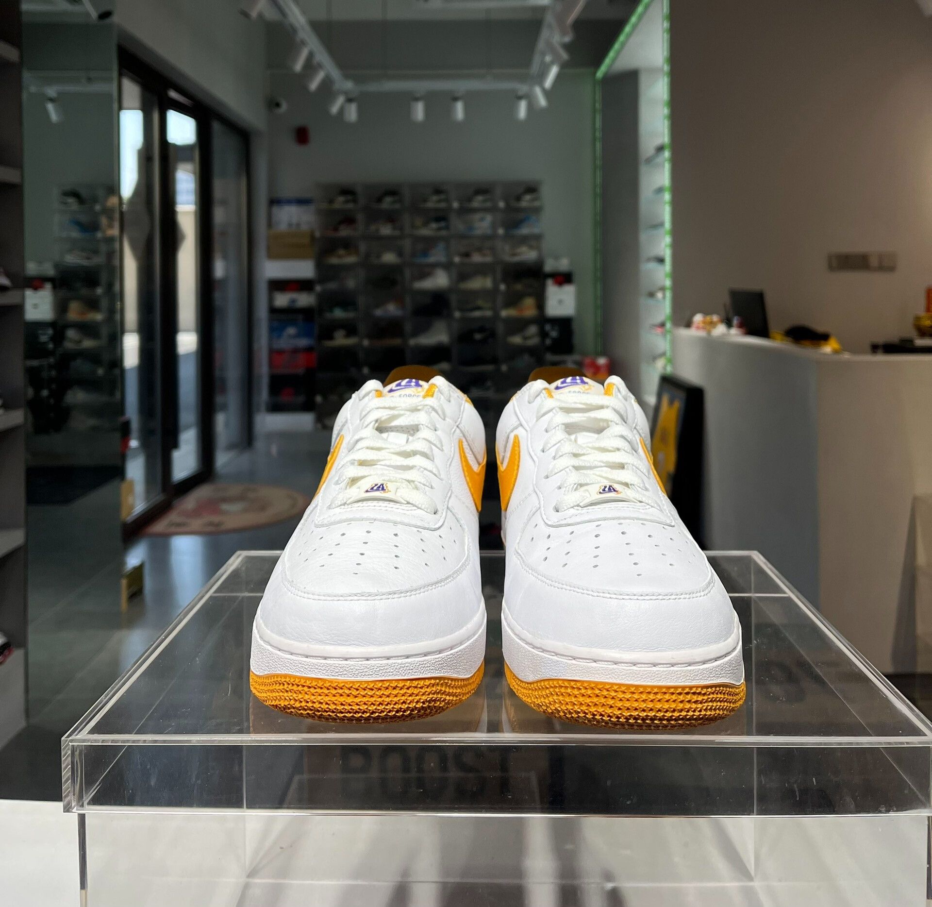 Nike Nike AF1 Limited Lowtop Sneakers 44 Men Size US 10.5 / EU 43-44 - 1 Thumbnail