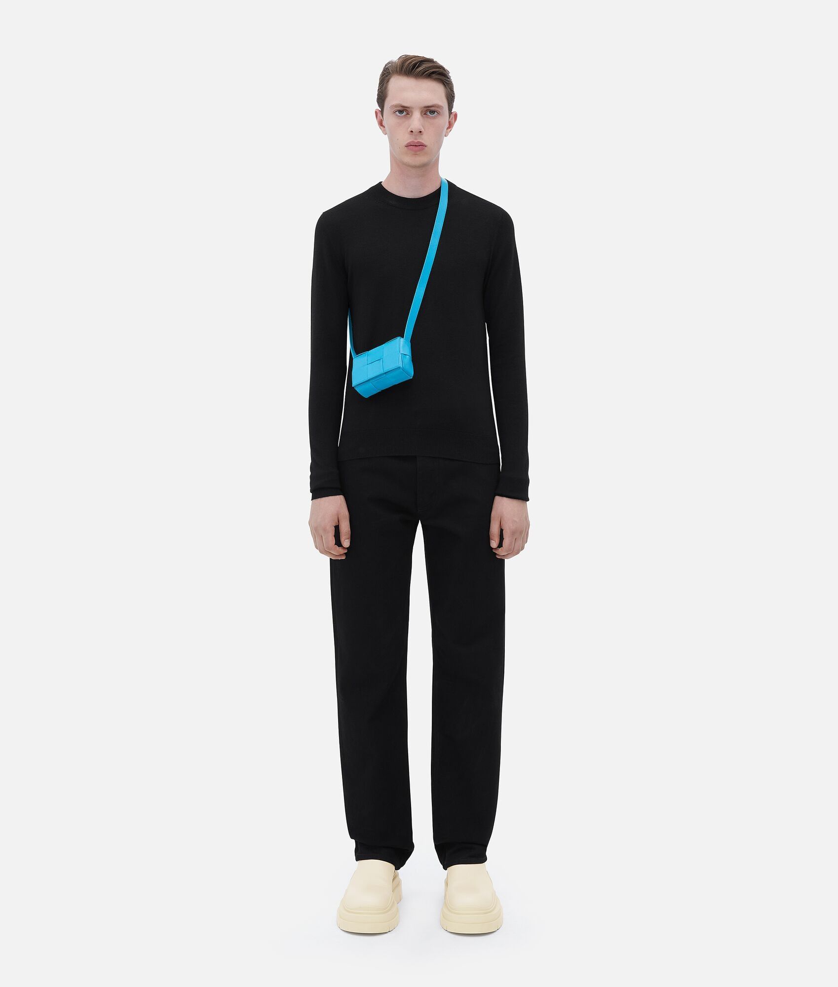 Bottega Veneta o1n1vont0225 Size: OS / Unisex Candy Cassette Bag in Blue Size ONE SIZE - 5 Thumbnail