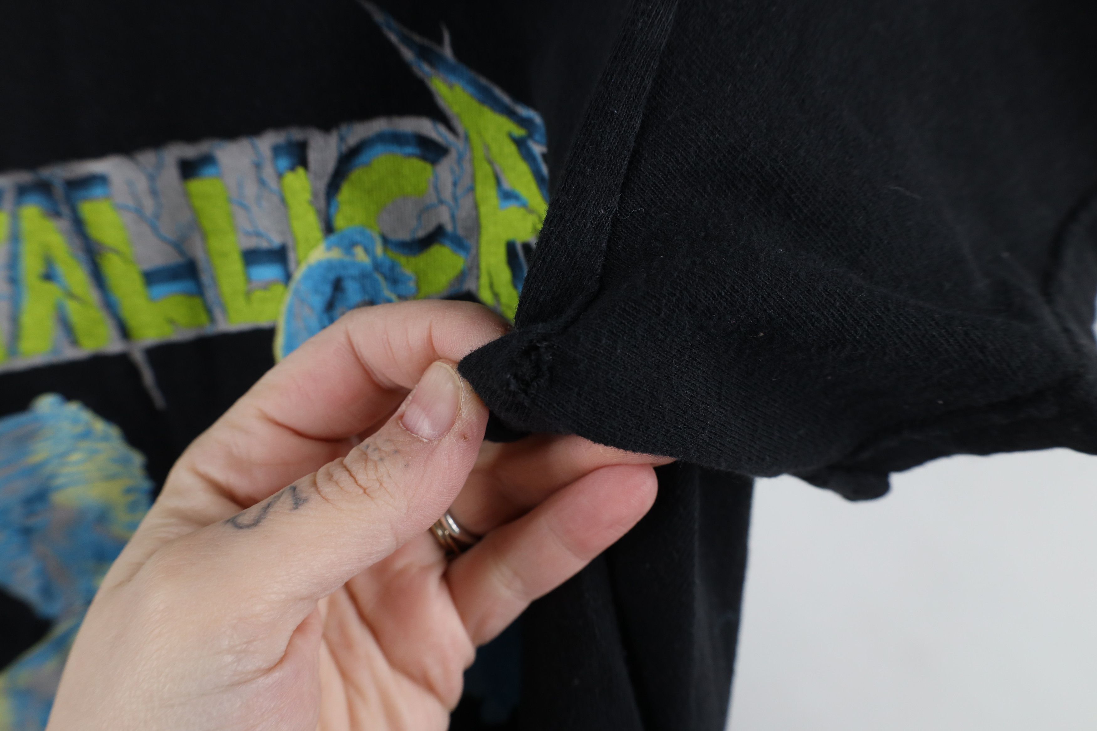 Vintage Vintage Y2K 2016 For All Metallica Band T-Shirt Black Size US S / EU 44-46 / 1 - 7 Thumbnail