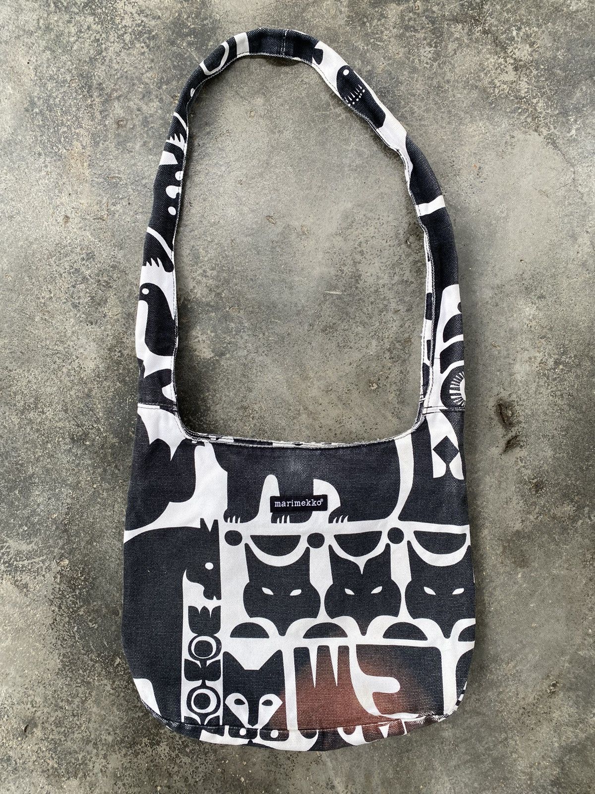 Japanese Brand Vintage Distressed Sun Faded Marimekko Cross Body Bag Size ONE SIZE - 1 Thumbnail