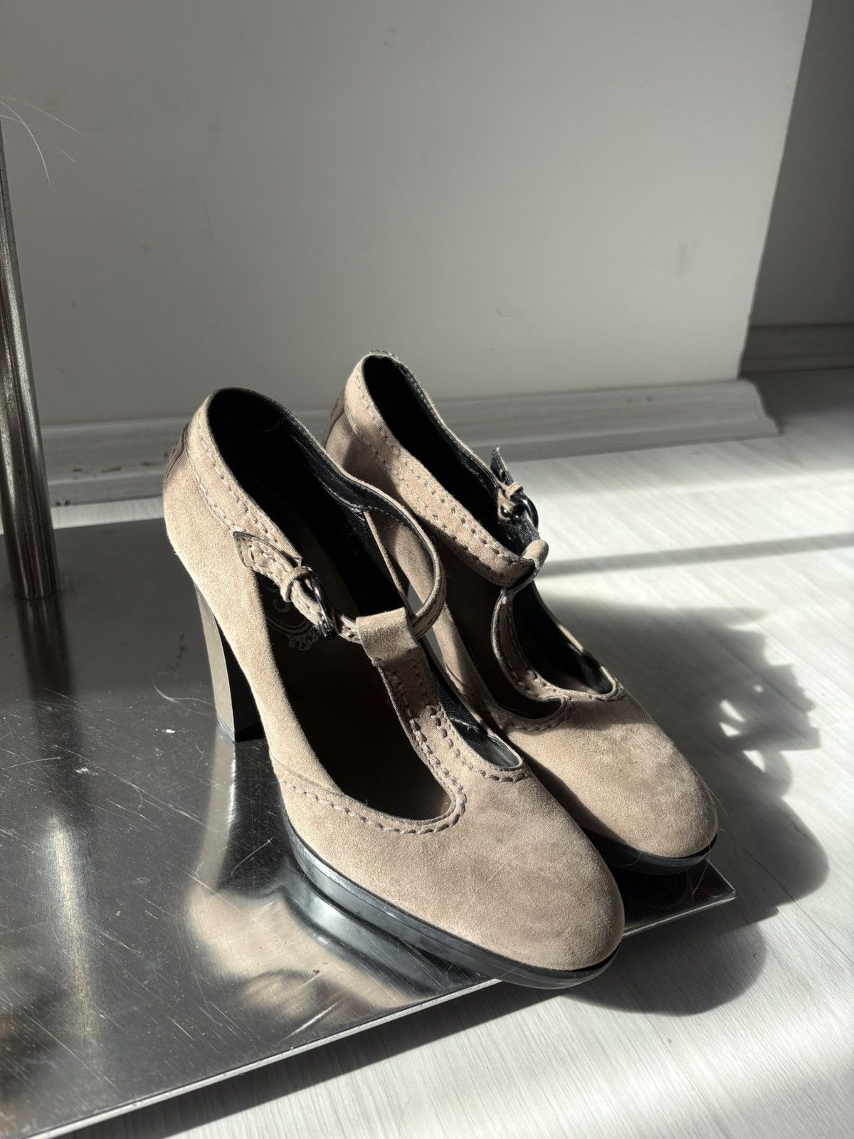 Tod's Tod’s heels Size US 7.5 / IT 37.5 - 21 Thumbnail