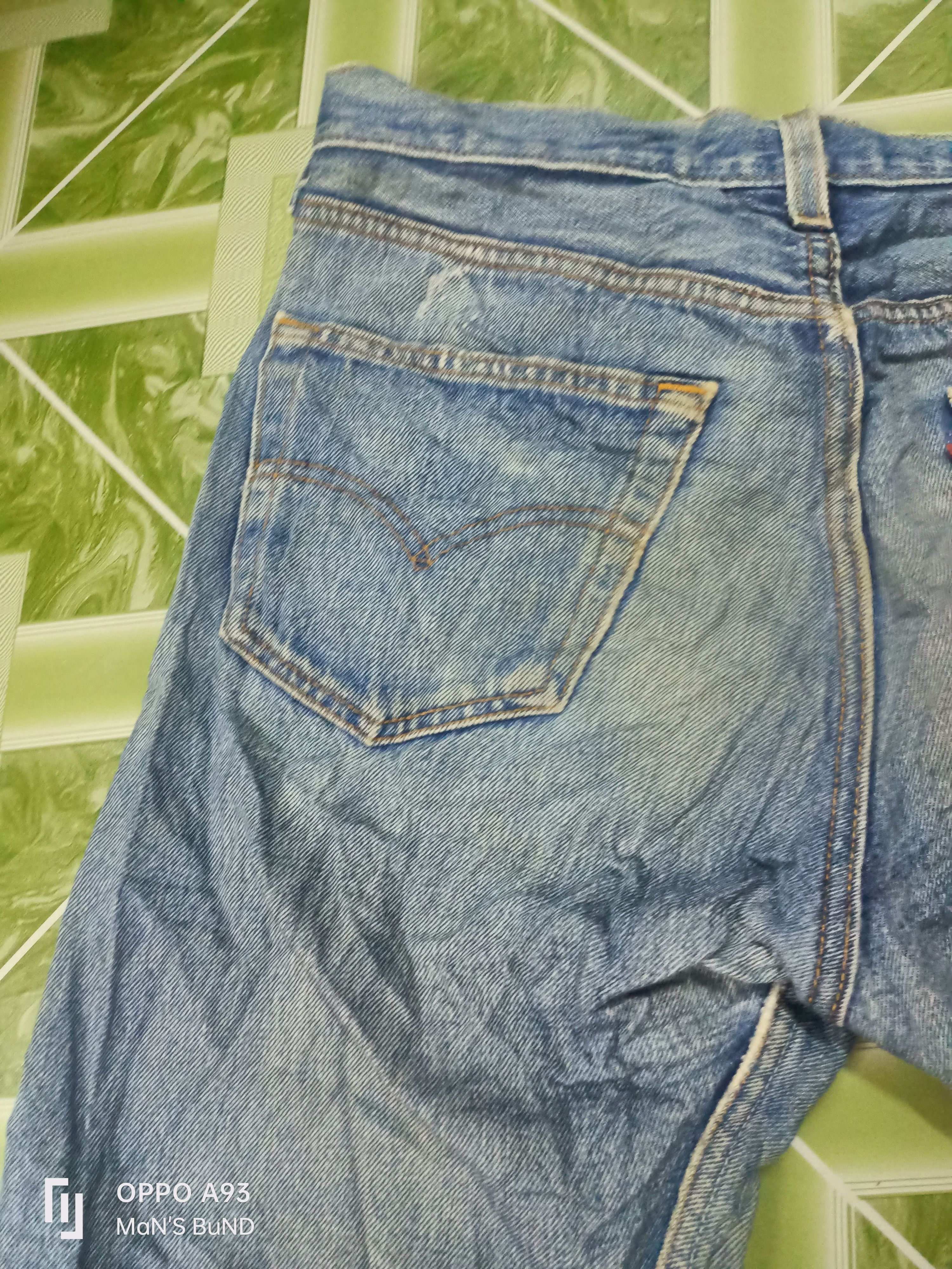 Distressed VINTAGE Levi's 501XX 90s