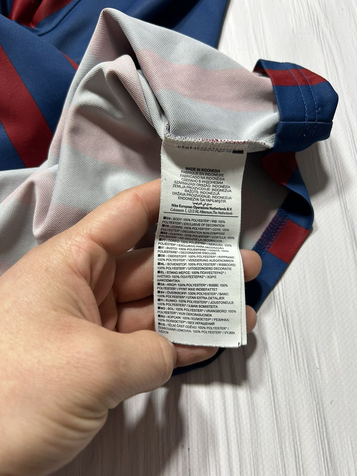 Nike Vintage F.C. Barcelona 2011-12 Nike Soccer Jersey T-Shirt Size US XL / EU 56 / 4 - 13 Thumbnail
