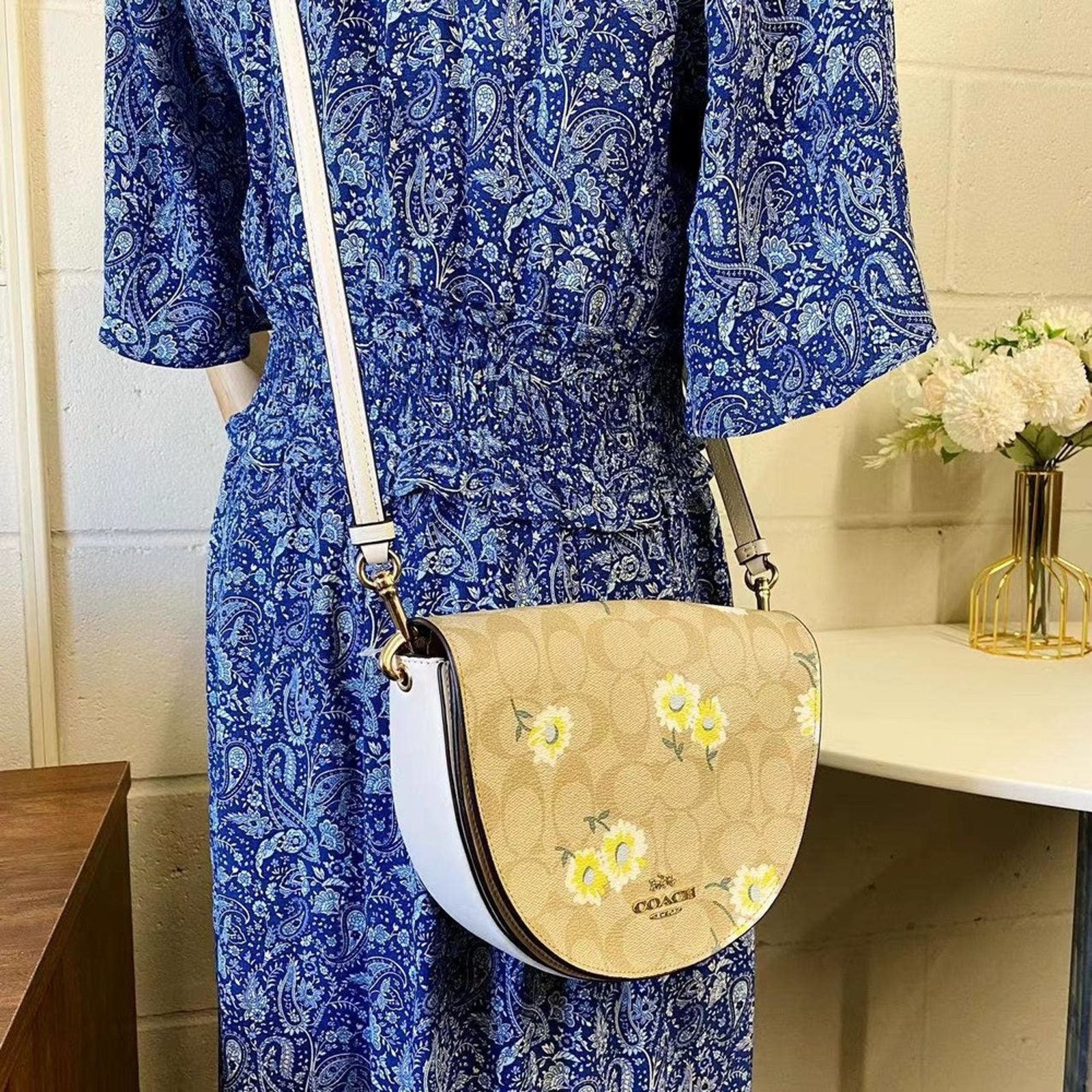 Coach Coach C3597 Ellen Crossbody In Signature Canvas Daisy Print Size ONE SIZE - 2 Thumbnail