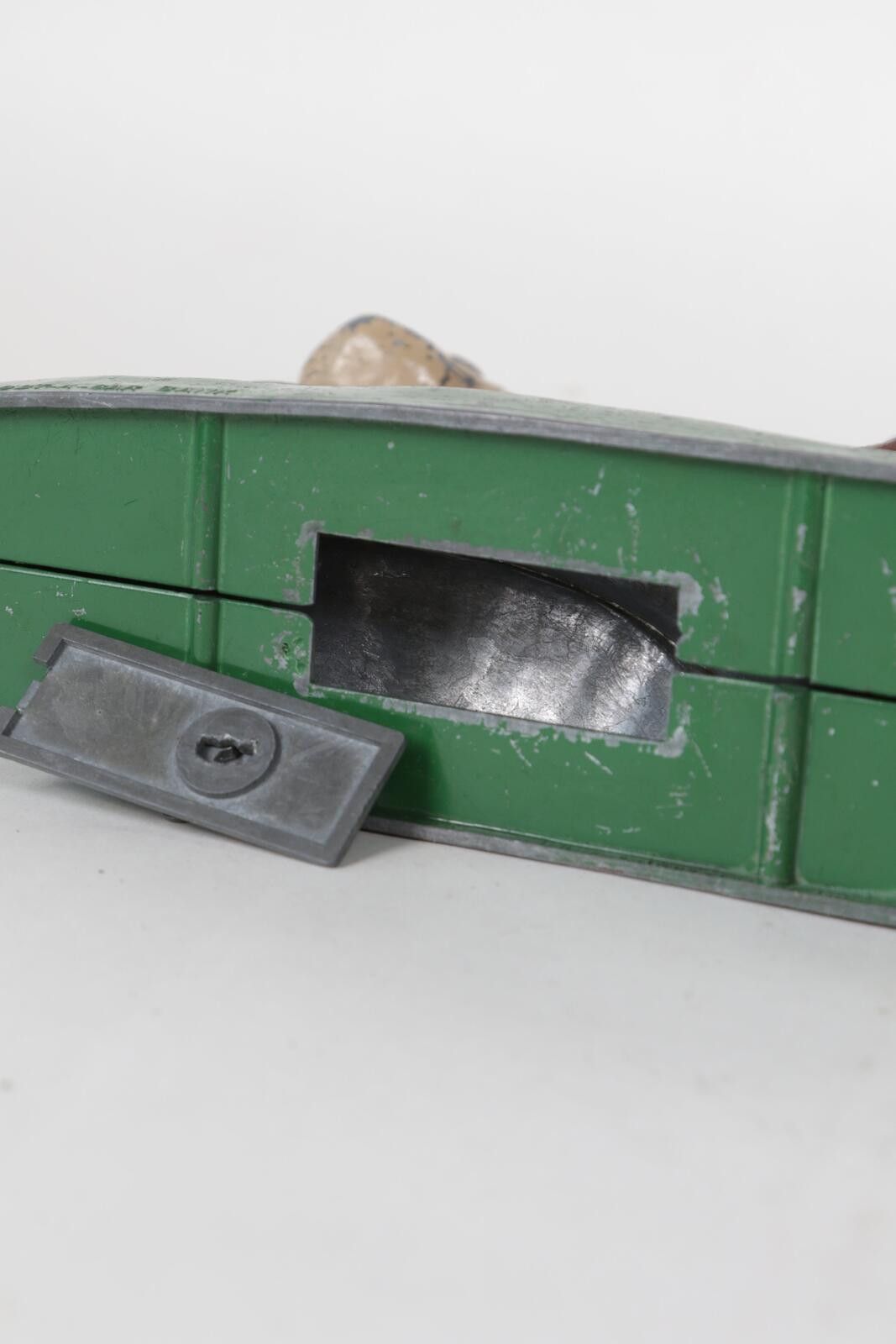 Other 1920's Hunter And Bear Mechanical Coin Bank Size ONE SIZE - 5 Thumbnail