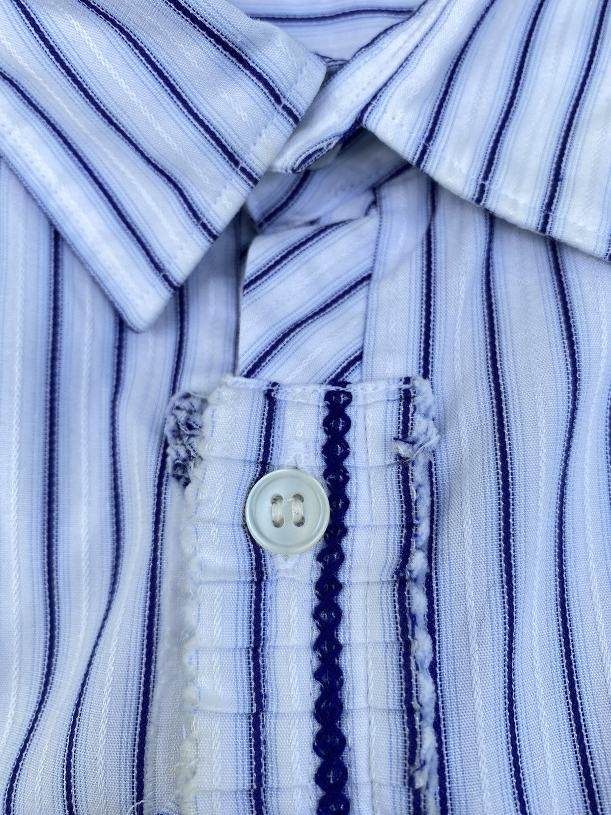 Zucca Zucca Blue Striped Ruffle-Front Polo Shirt Size S / US 4 / IT 40 - 7 Thumbnail