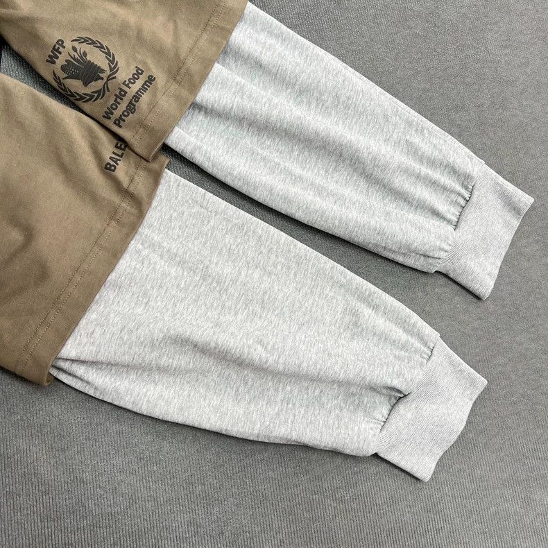 Balenciaga Balenciaga Brown WFP food agency wheat ear print logo faux Size US XL / EU 56 / 4 - 4 Thumbnail