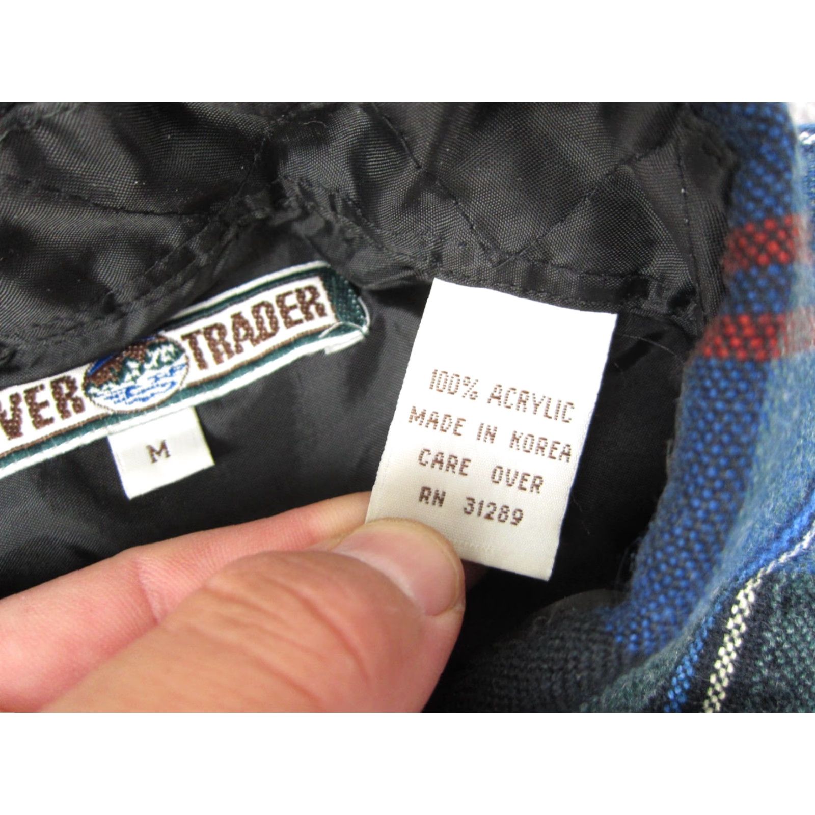 Vintage VINTAGE River Trader Shirt Mens Medium Blue Plaid Flannel Quilted Western Size US M / EU 48-50 / 2 - 5 Thumbnail