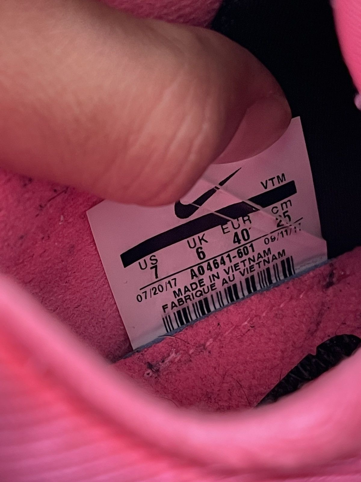 Comme des Garcons × Nike Nike CDG 180 Black/Pink 2018 Size US 7 / EU 40 - 6 Thumbnail