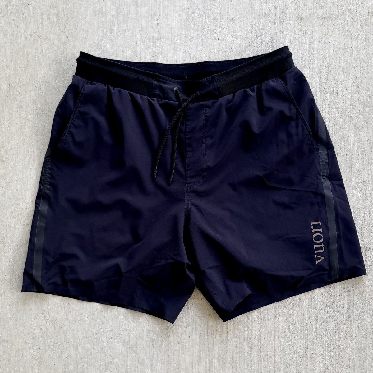 Vuori Vuori Domain Performance Shorts Mesh-Lined Men Medium Size US 32 / EU 48 - 1 Thumbnail