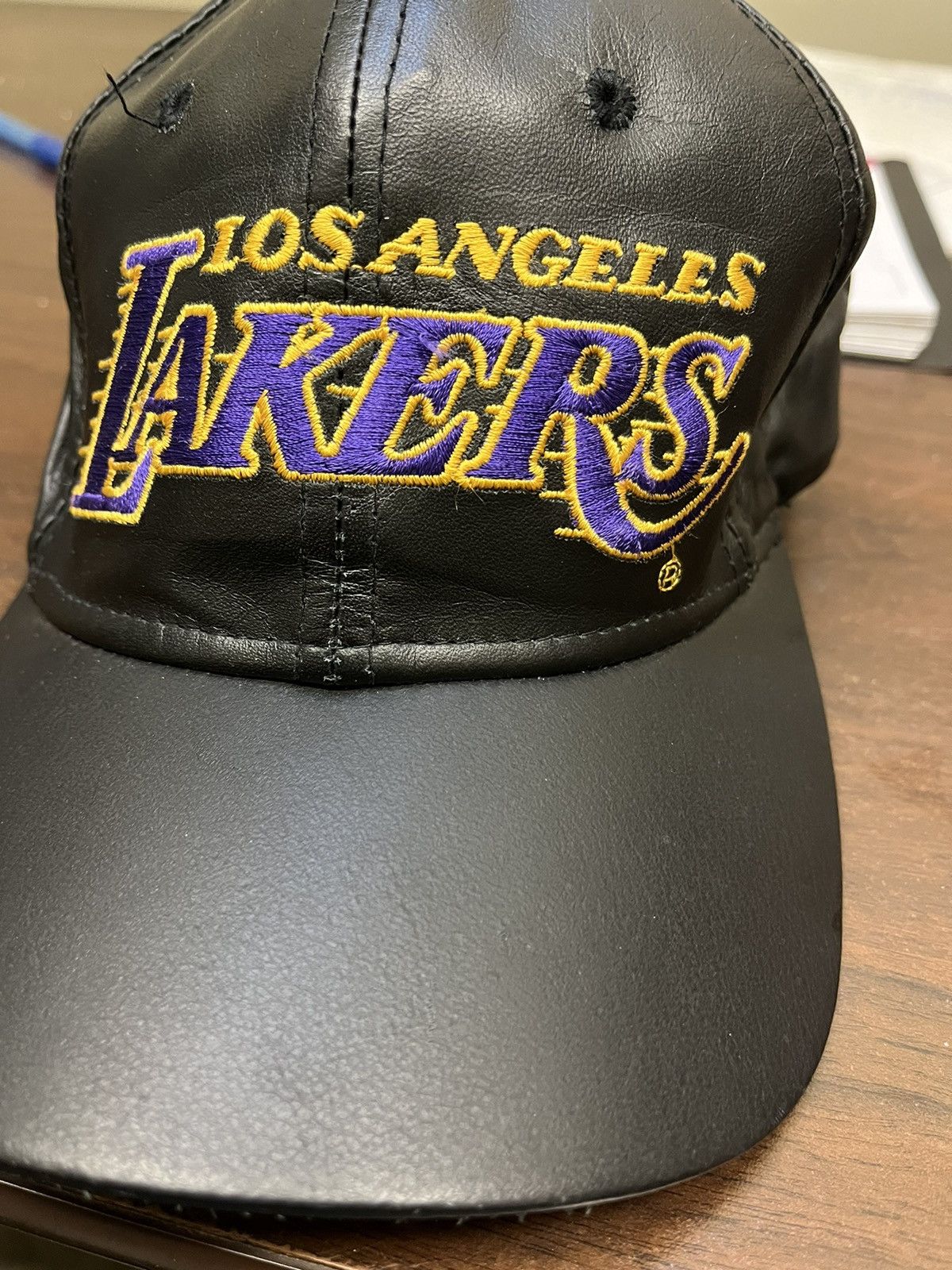 image of Vintage Nba Los Angeles Lakers Leather Hat (90S) in Black, Men's