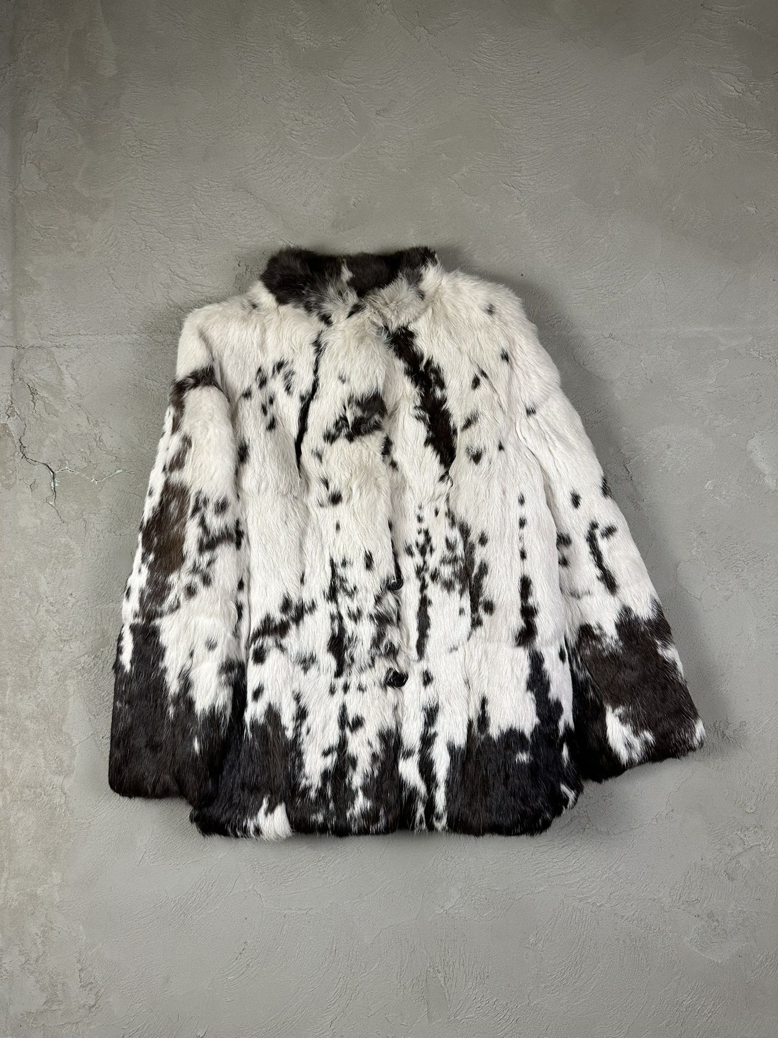 Vintage Vintage Y2k Real Fur Cow Print Rabbit Jacket Size M / US 6-8 / IT 42-44 - 1 Thumbnail