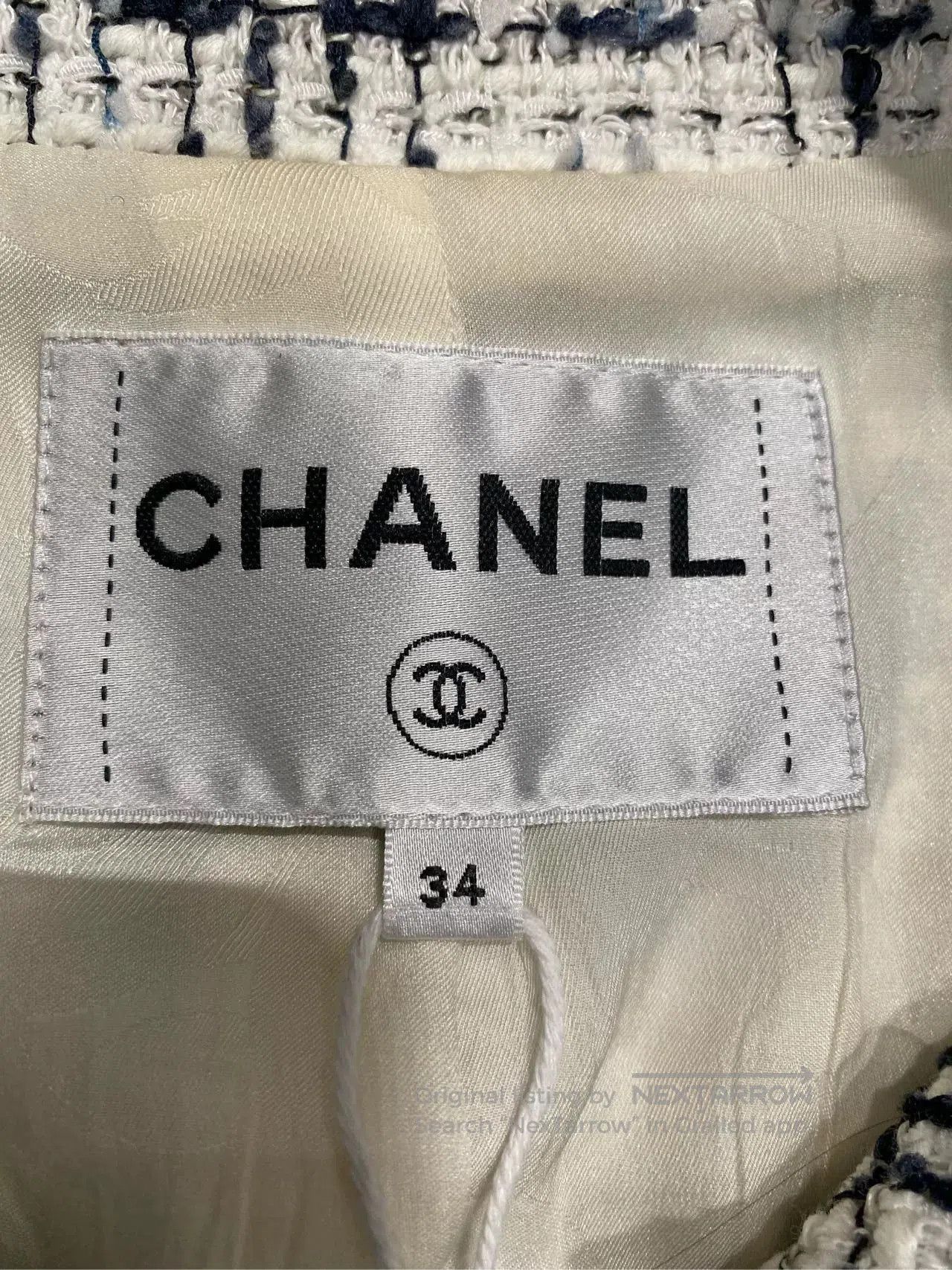 Chanel Chanel 2022 Black and White Four-Pocket Tweed Jacket. Size US XS / EU 42 / 0 - 4 Thumbnail