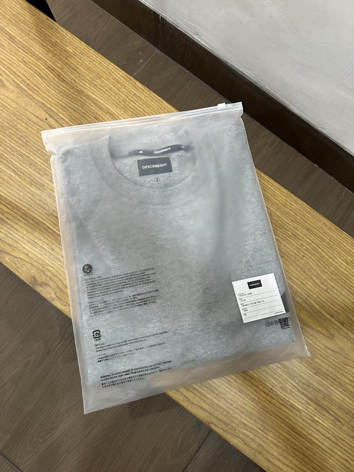 Descendant Descendant CTS tee Size US L / EU 52-54 / 3 - 8 Thumbnail