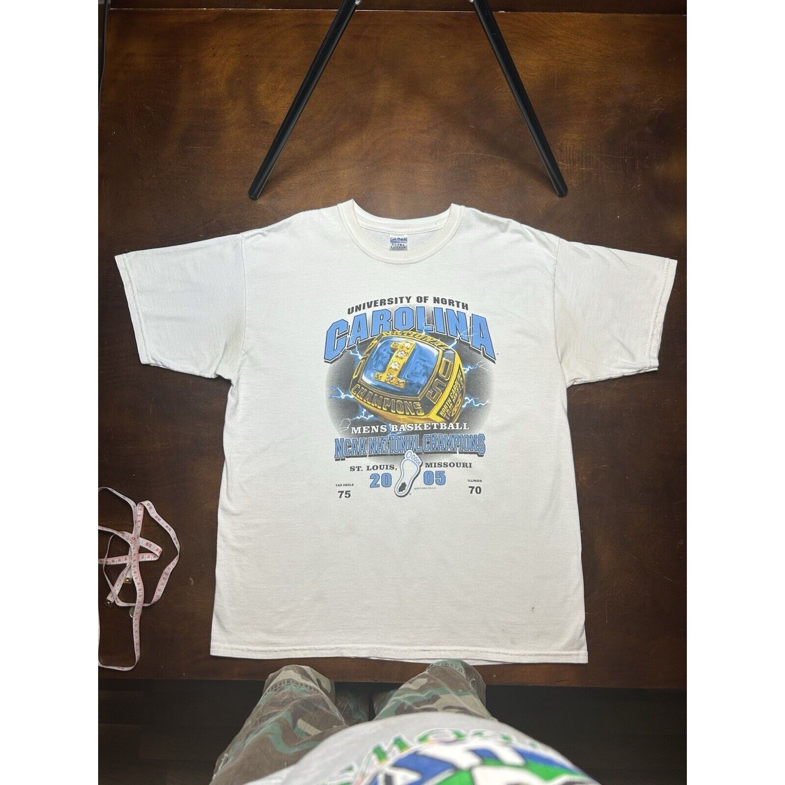Gildan Y2K NCAA National Championships UNC Tar Heels Basketball Tee Size US XL / EU 56 / 4 - 10 Thumbnail