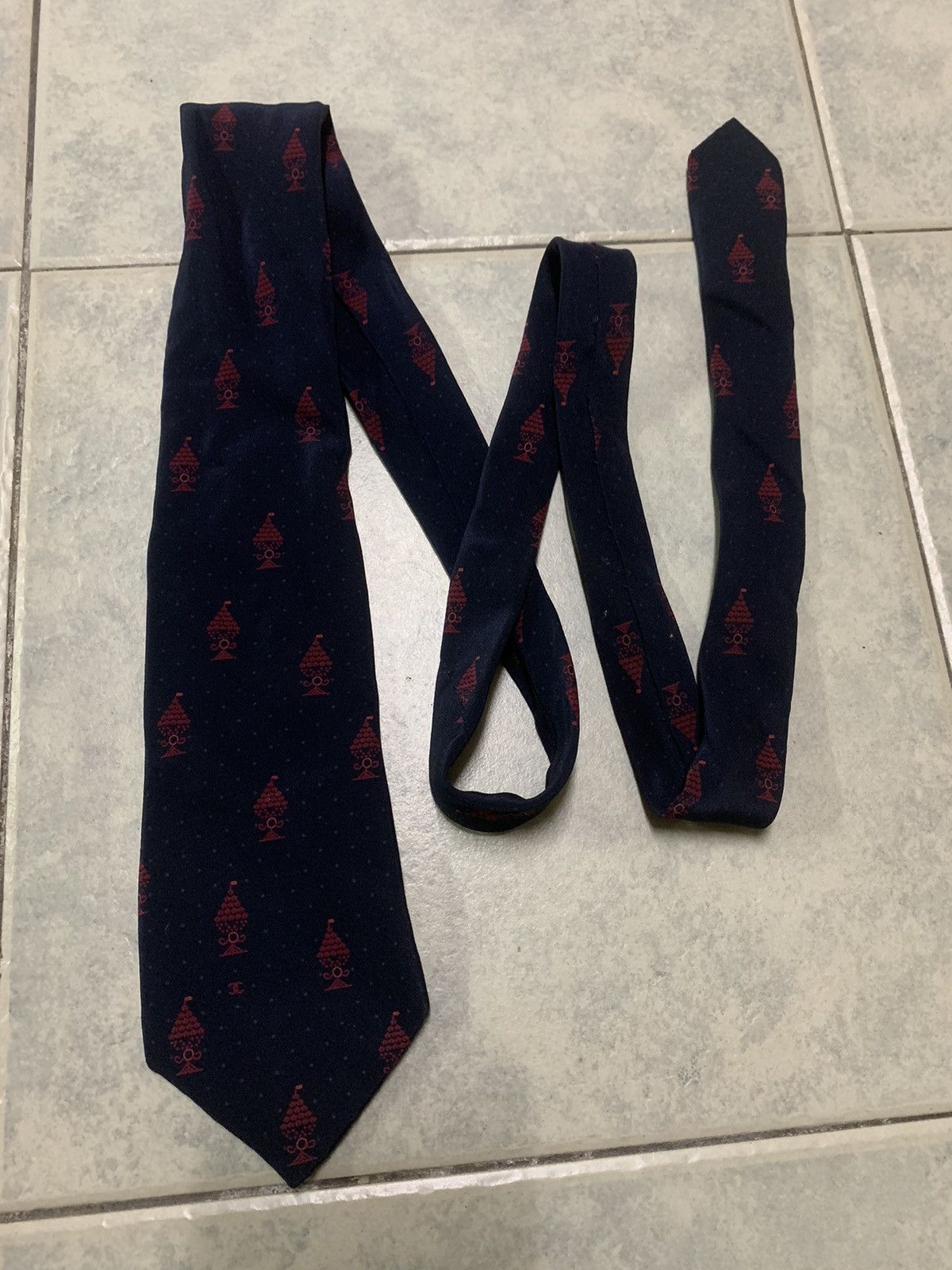 Chanel Vintage Chanel Neck Tie Pure Silk Luxury Size ONE SIZE - 2 Thumbnail