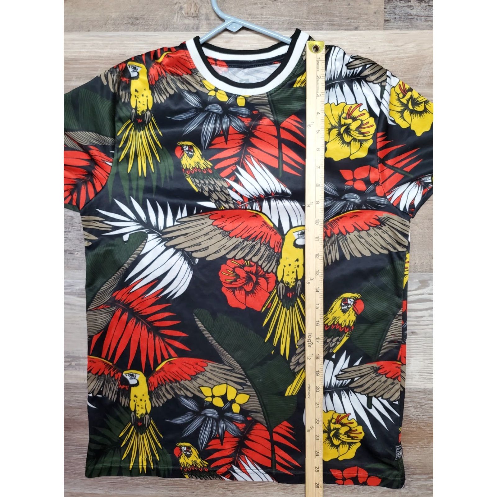 Southpole Southpole Men’s T-shirt Red Parrot Graphic Print Crew Neck Short Sleeve Size M Polyester Shirt Mens Size US M / EU 48-50 / 2 - 6 Thumbnail
