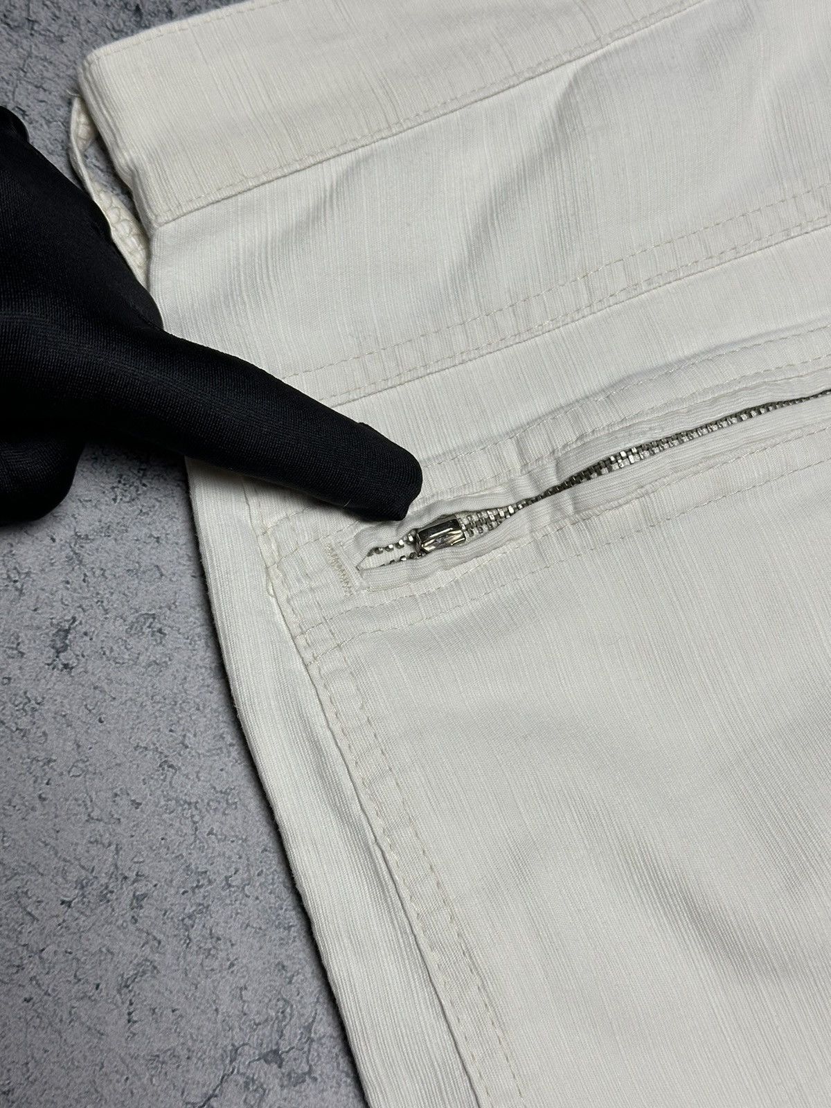 Giorgio Armani Vintage Armani Jeans Metal Logo Pants Jeans Size US 33 - 4 Thumbnail