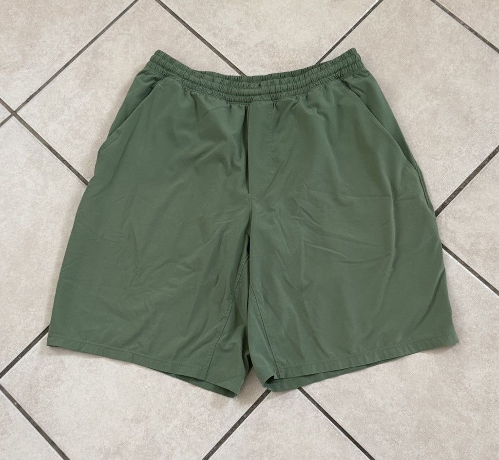 Lululemon LULULEMON PACE BREAKER SHORT LINER 9” GREEN SIZE MEDIUM Size US 28 / EU 44 - 3 Thumbnail
