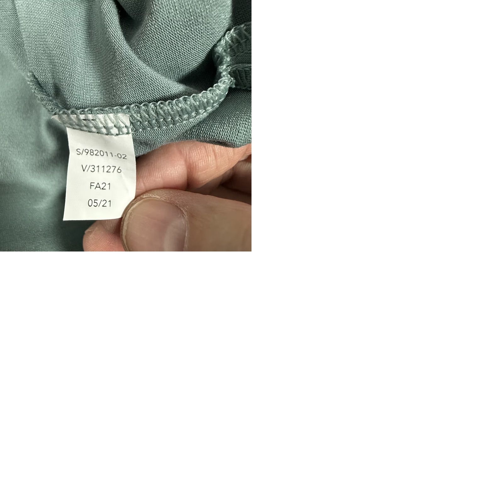 Athleta Athleta Shirt Womens Small Long Sleeve V Neck Essential Lightweight Soft FA21 Size S / US 4 / IT 40 - 9 Thumbnail