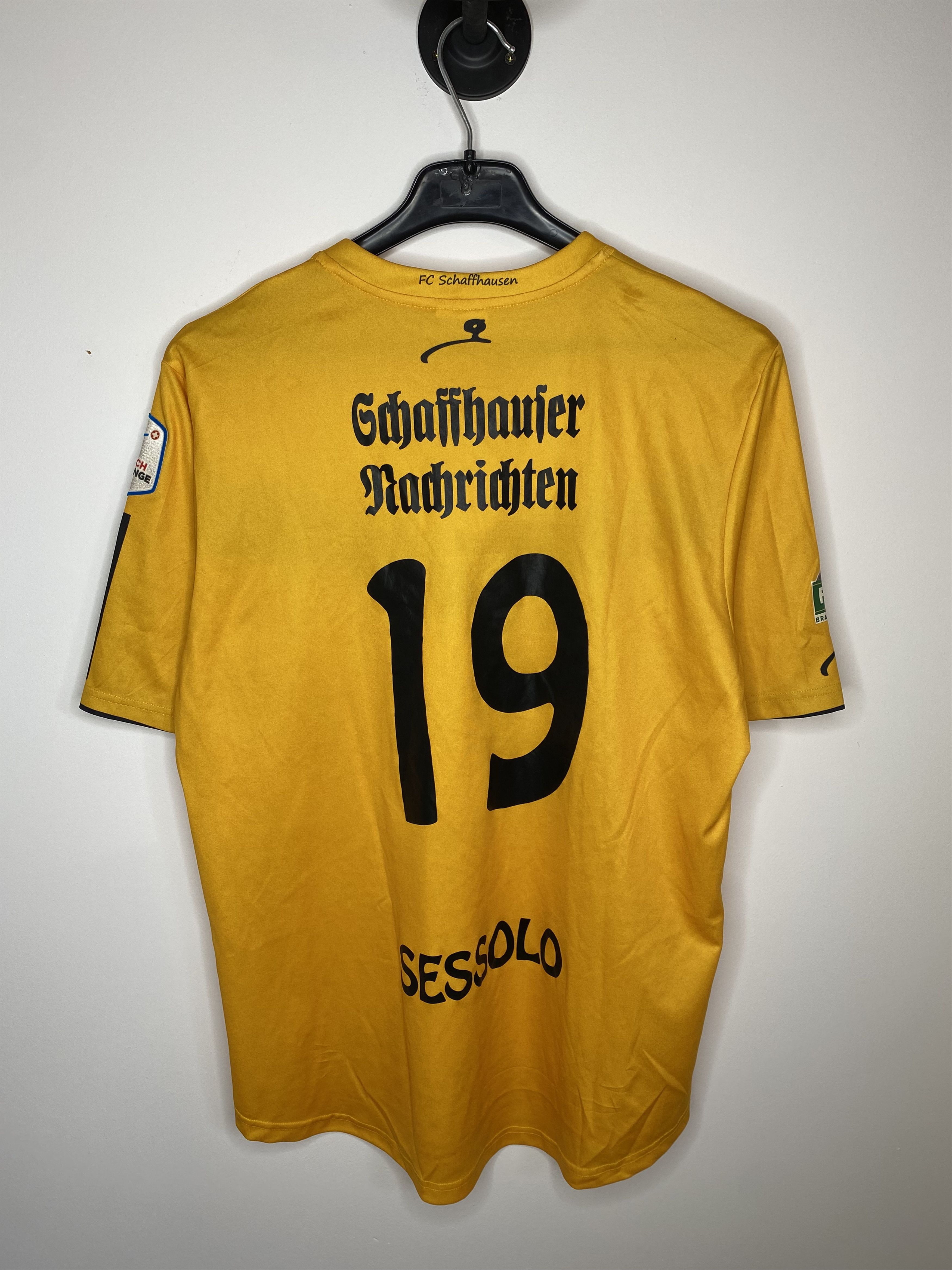 UEFA FC SCHAFFHAUSEN 2017 2018 HOME FOOTBALL SOCCER VEST JACKET Size US M / EU 48-50 / 2 - 2 Thumbnail