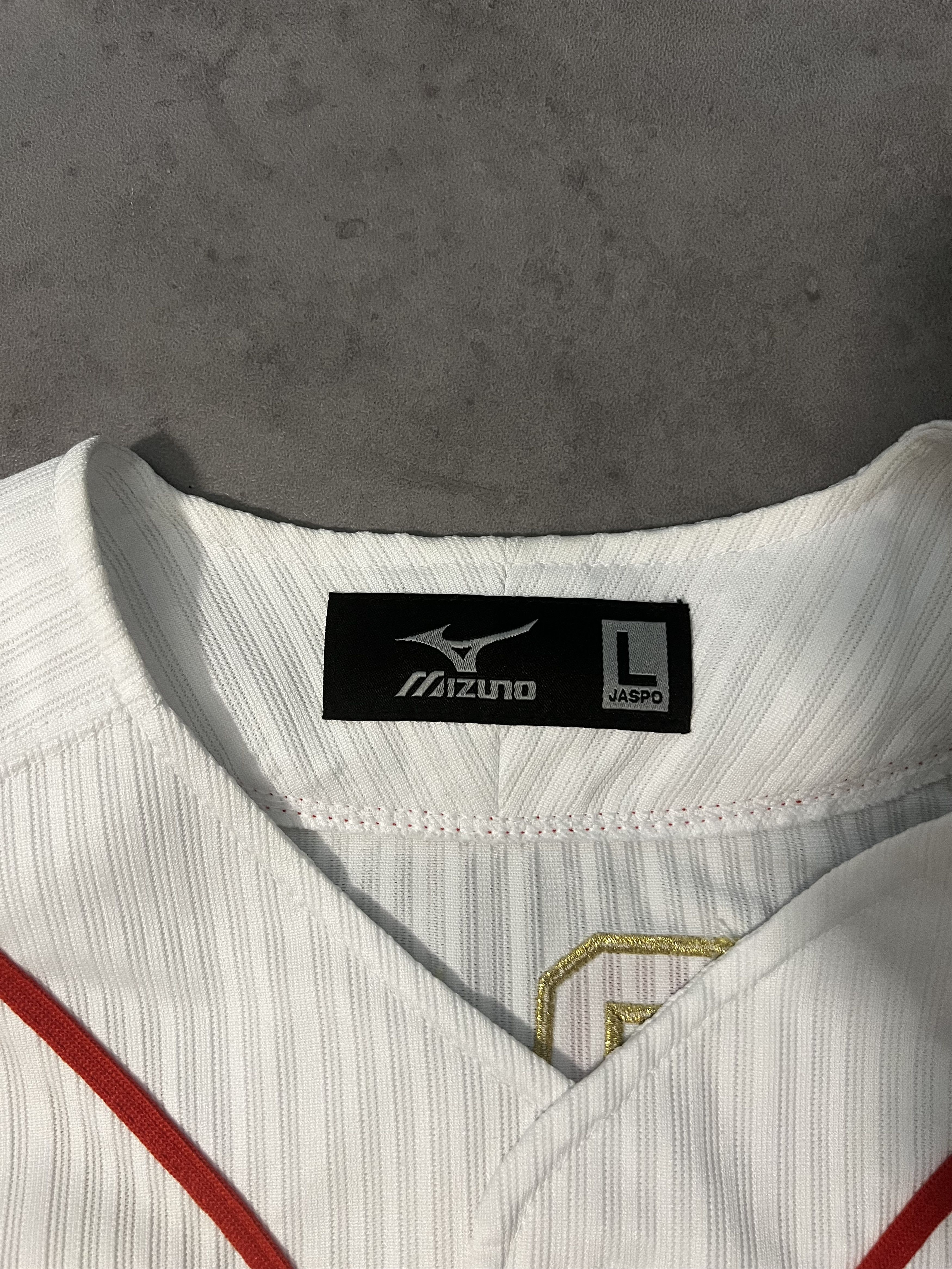 Mizuno Hiroki Kuroda Limited Hiroshima Toyo Carp Jersey Size US L / EU 52-54 / 3 - 3 Thumbnail