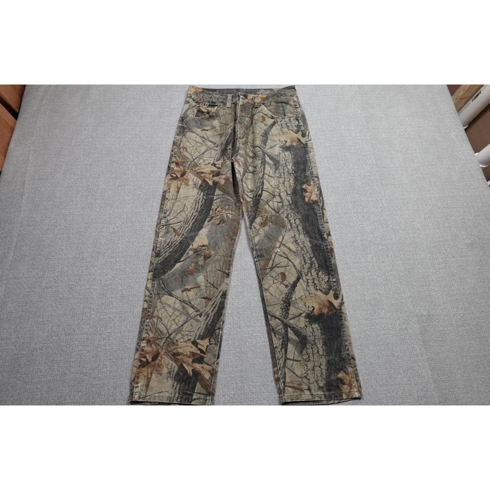 Wrangler Vintage Wrangler Rugged Wear Jeans Mens 36x32 Realtree Camo Denim Straight Leg Mens Jeans Brown Camouflage 90s? No Size US 36 / EU 52 - 3 Thumbnail