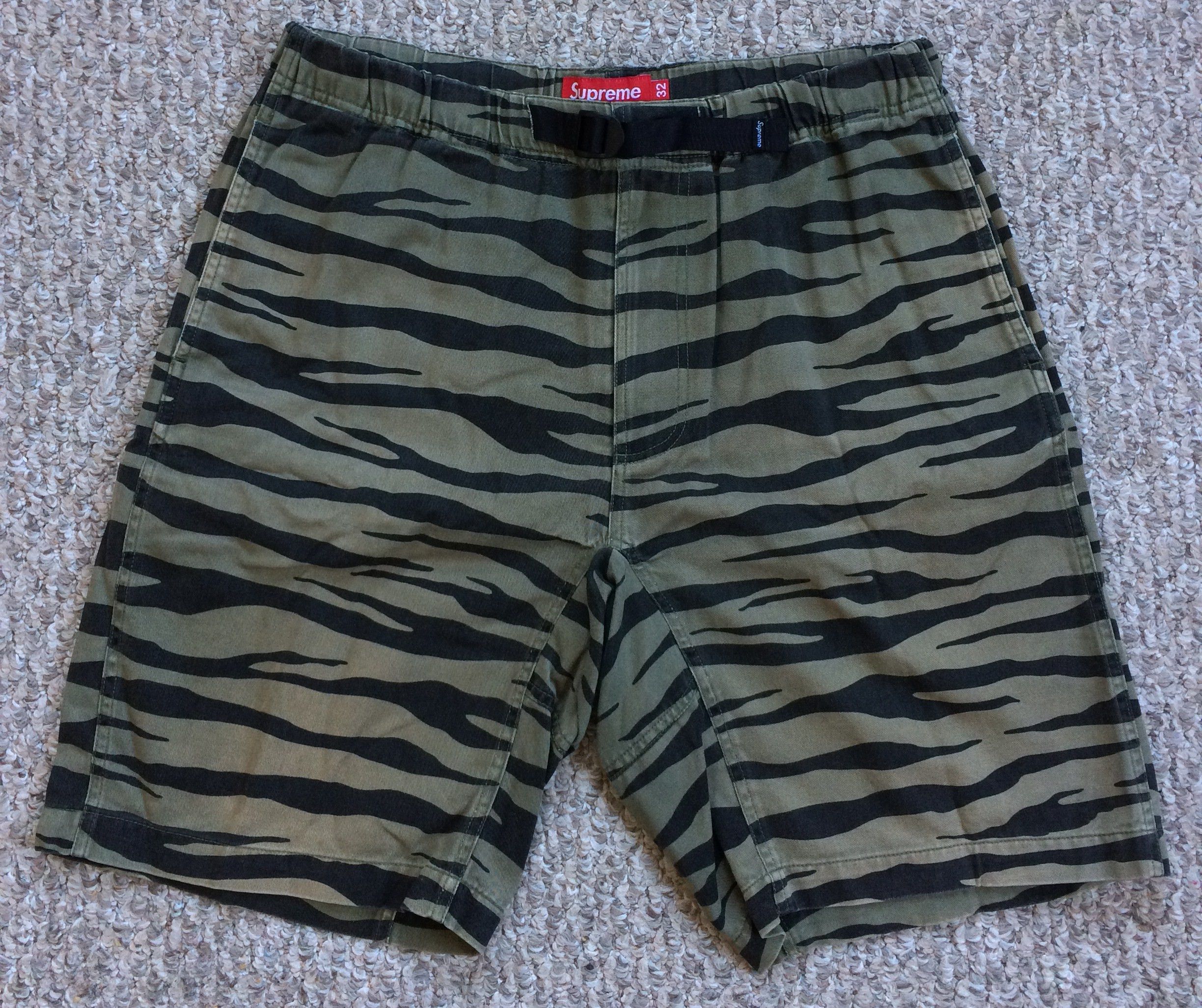 Supreme S/S 2011 Supreme Zebra Shorts Size US 32 / EU 48 - 1 Thumbnail