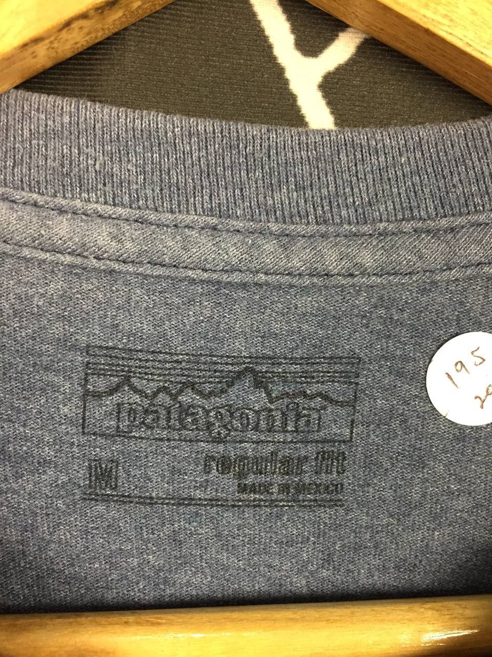 Patagonia Patagonia Live Simply Graphic Regular Fit Outdoor Tee Size US M / EU 48-50 / 2 - 9 Thumbnail