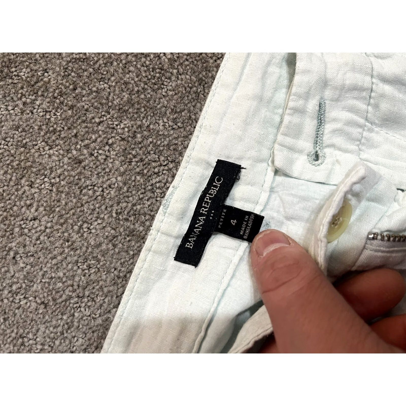 Banana Republic Banana Republic Petite Cropped Pants Green Linen Blend Size 4P Women Size 27" / US 4 / IT 40 - 4 Thumbnail