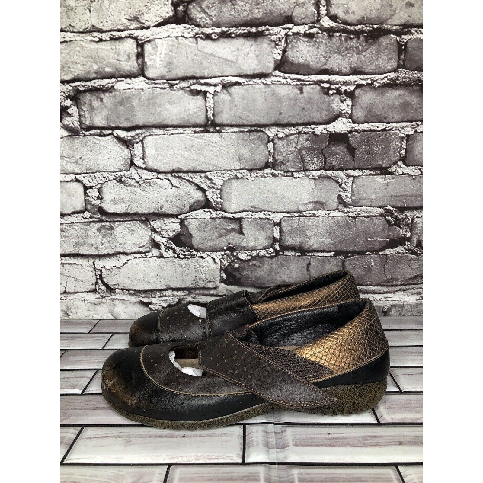 Other Naot Aroha Brown Bronze Snake Leather MaryJane Strap Shoes W Size US 8.5 / IT 38.5 - 14 Thumbnail