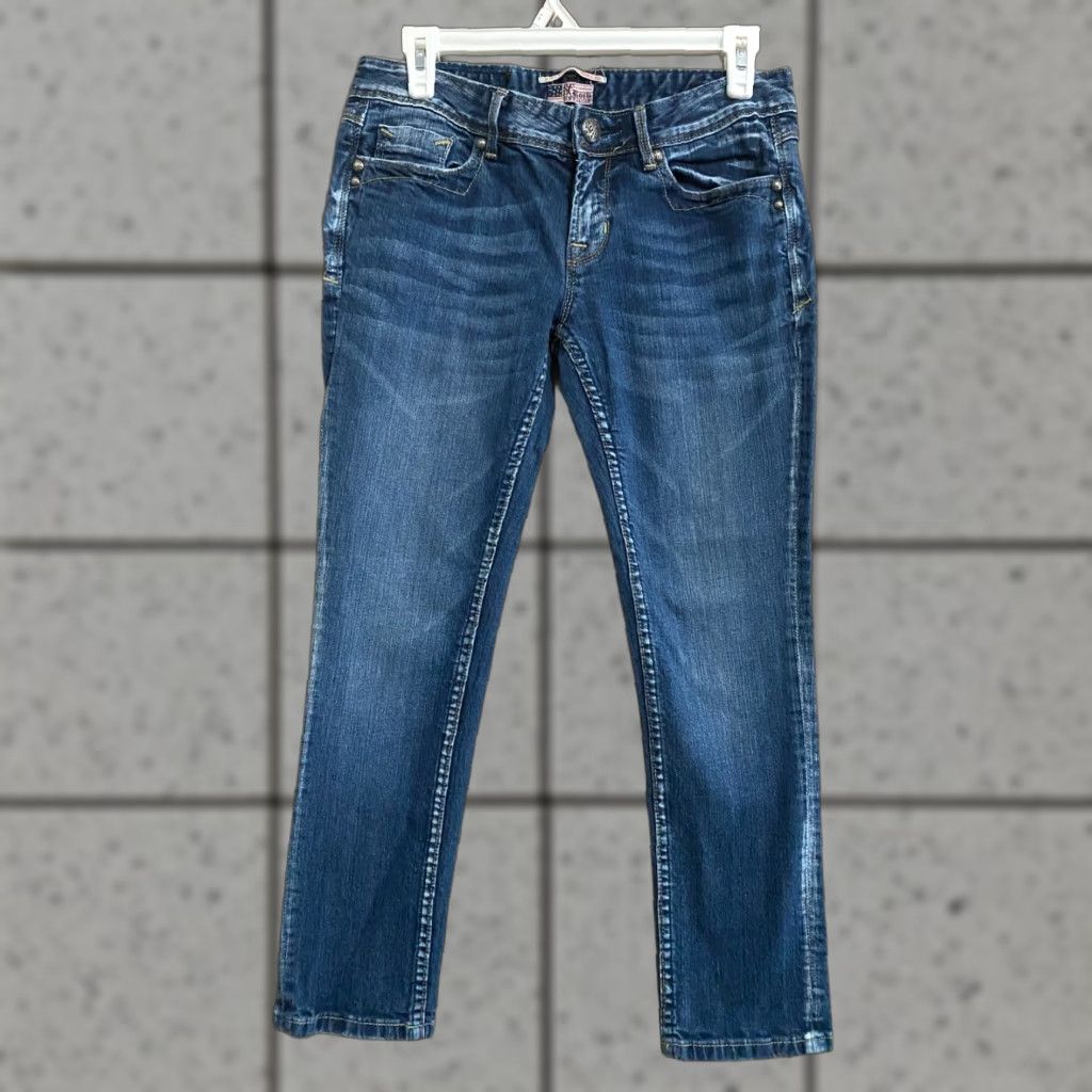 Express Express Rerock Jeans Capri Women's Size 4 Dark Wash Distressed EUC Size 27" / US 4 / IT 40 - 1 Thumbnail