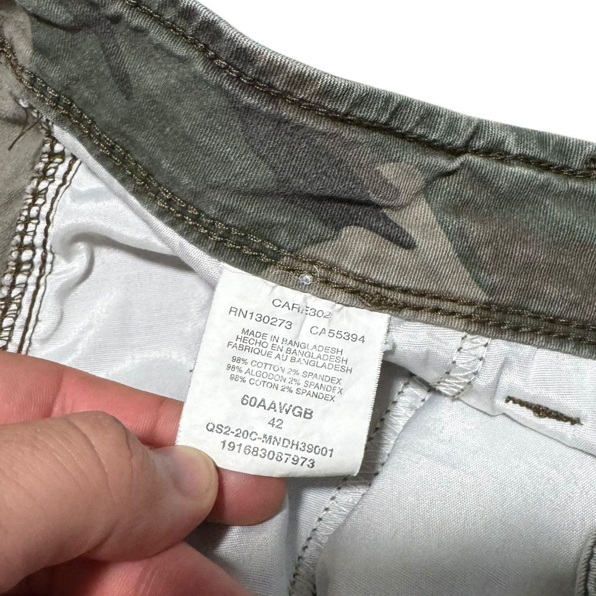 Wrangler Wrangler Relaxed Fit Camouflage Cargo Shorts Men’s 40 Size US 42 / EU 58 - 6 Thumbnail