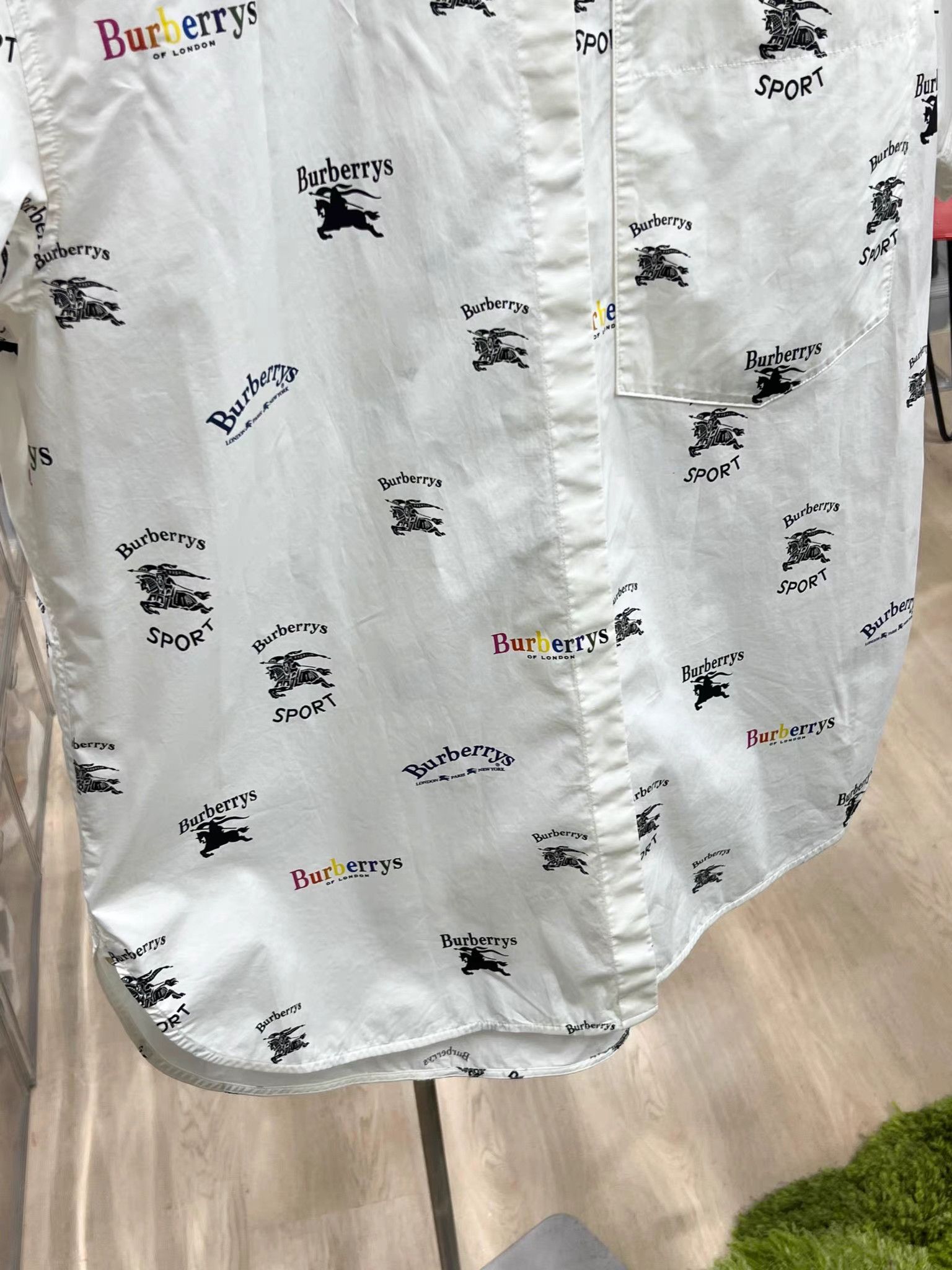 Burberry Burberry Equestrian Knight Short Sleeve Shirt K15 Size US S / EU 44-46 / 1 - 4 Thumbnail